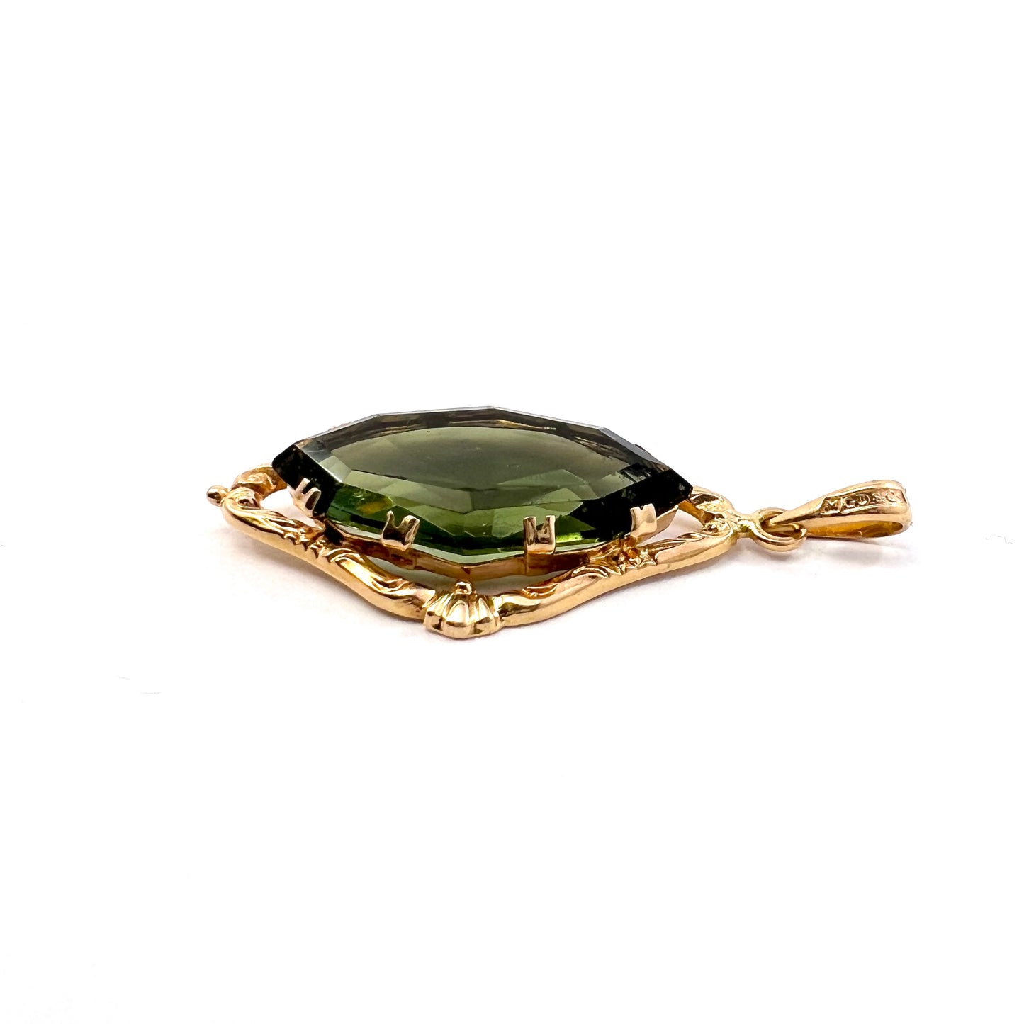 G Dahlgren, Sweden 1937. Art Deco 18k Gold Dark Forest Green Paste Pendant.