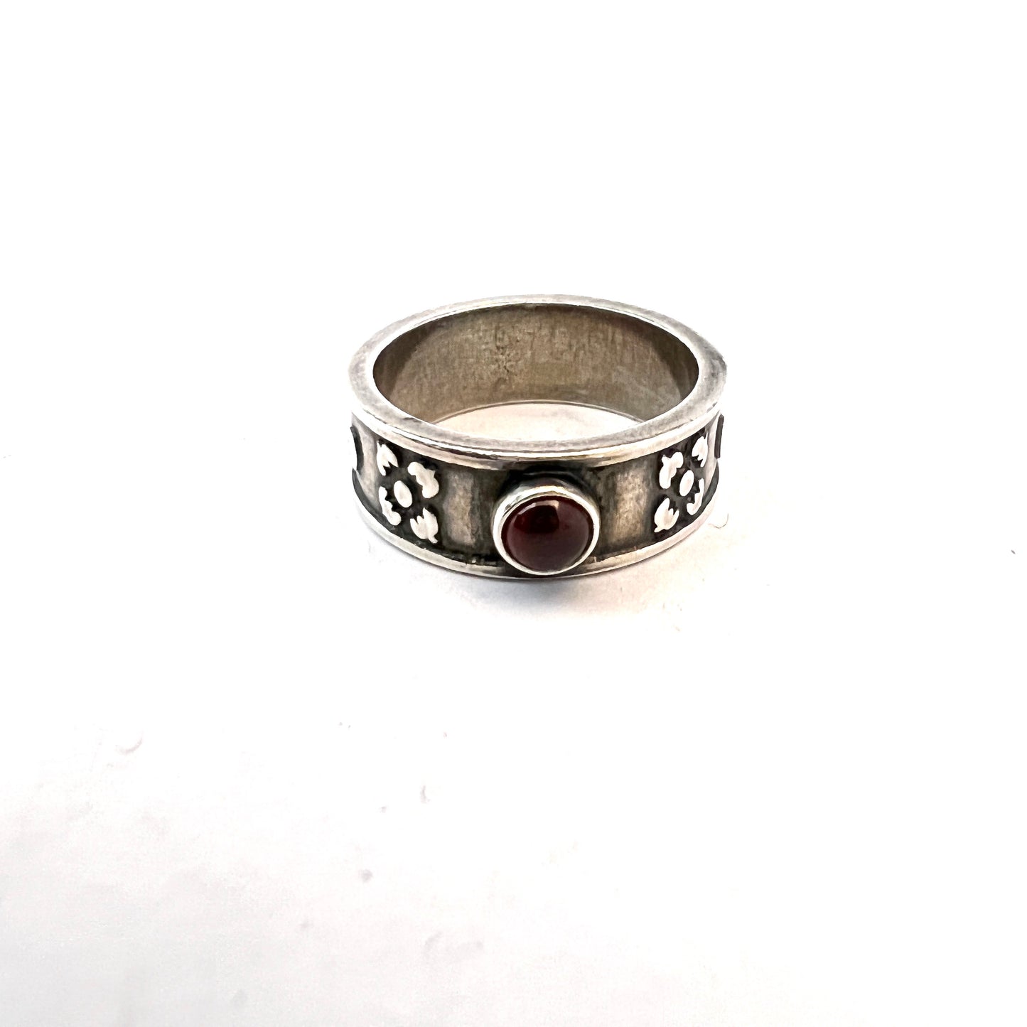 Kalevala Koru, Finland 2003. Sterling Silver Garnet Ring.