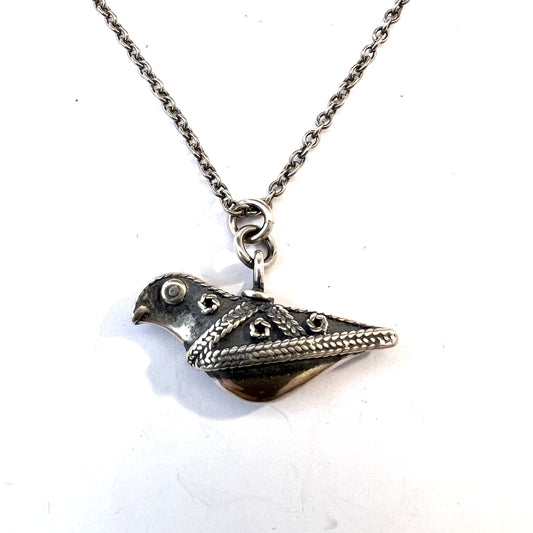 Kalevala Koru, Finland 1993. Vintage Sterling Silver Bird Pendant Long Chain Necklace.