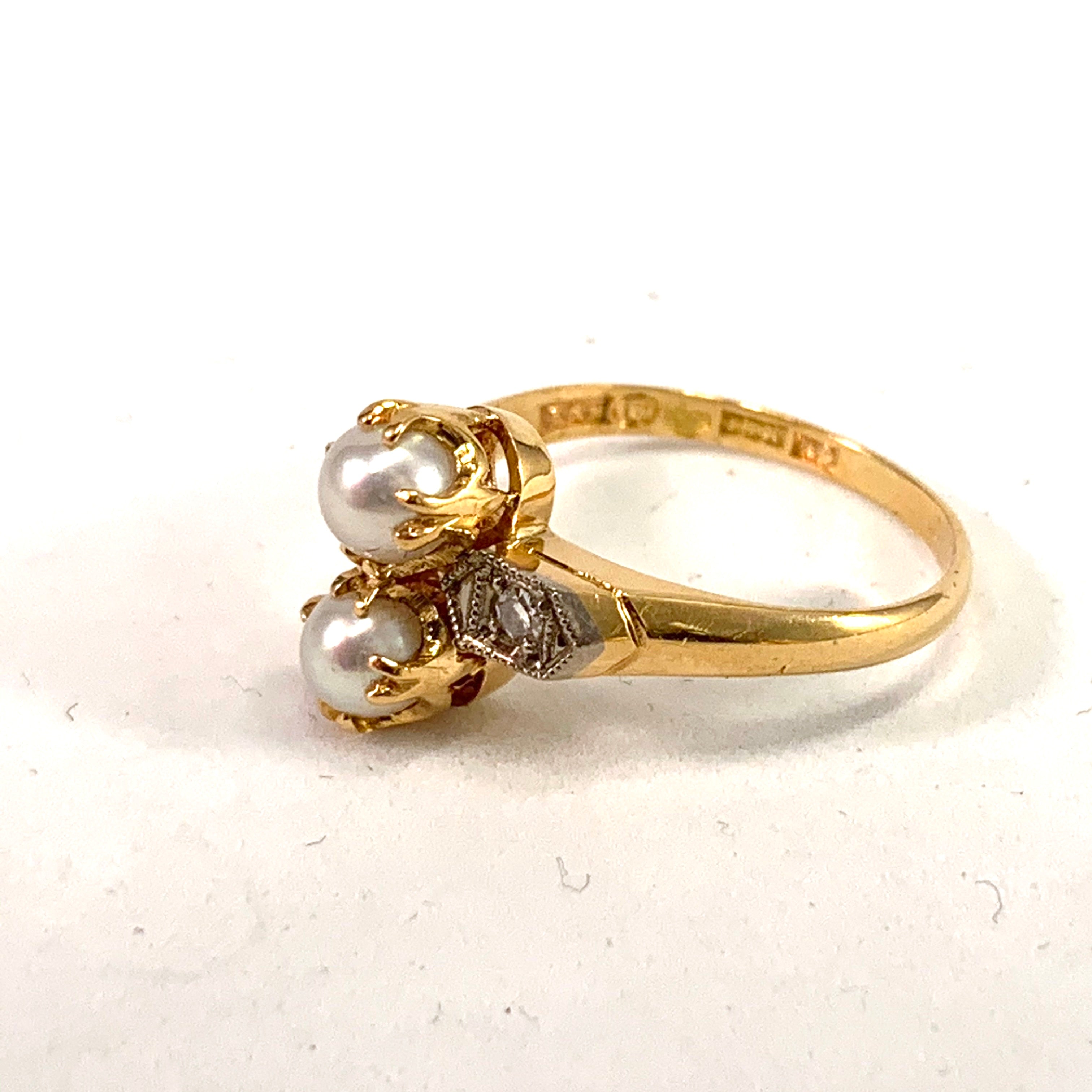 Vintage Mid Century 18k Gold Diamond Pearl Ring.