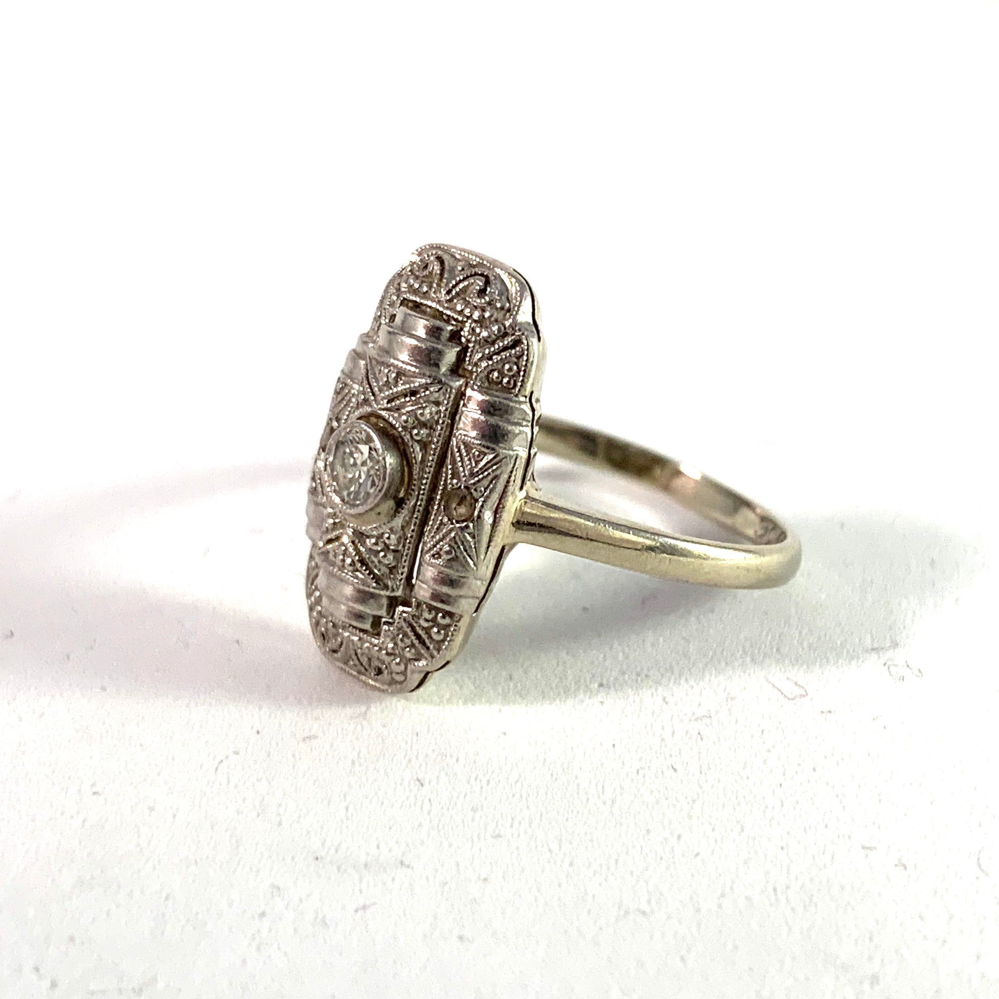  Art Deco 18k Gold Old Cut and Rose Cut Diamond Ring.