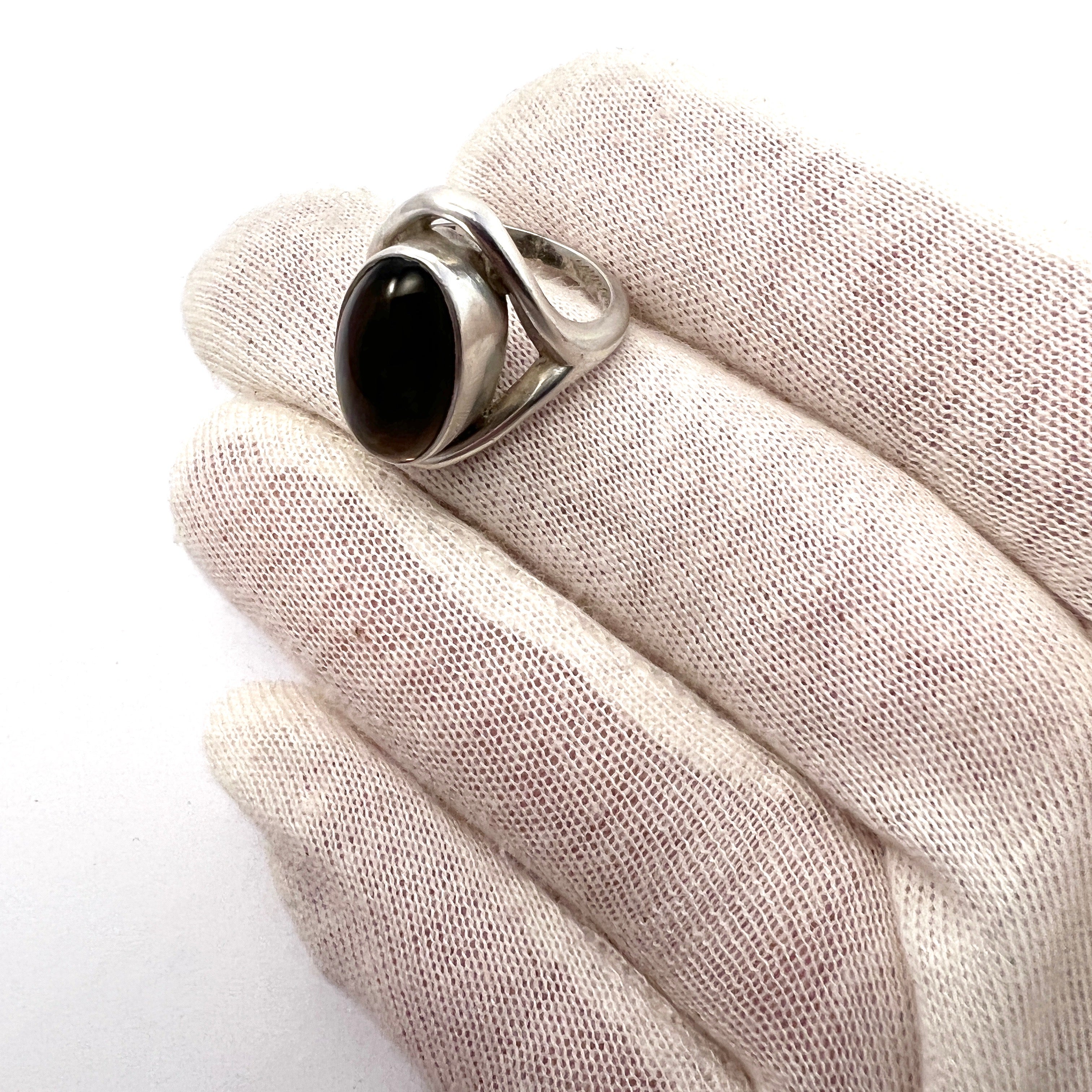 Erik Granit, Finland 1962. Vintage Solid Silver Smoky Quartz Ring.