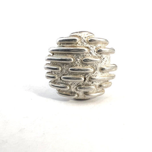 Maria Belen, Mexico. Sterling Silver Ring. Signed.