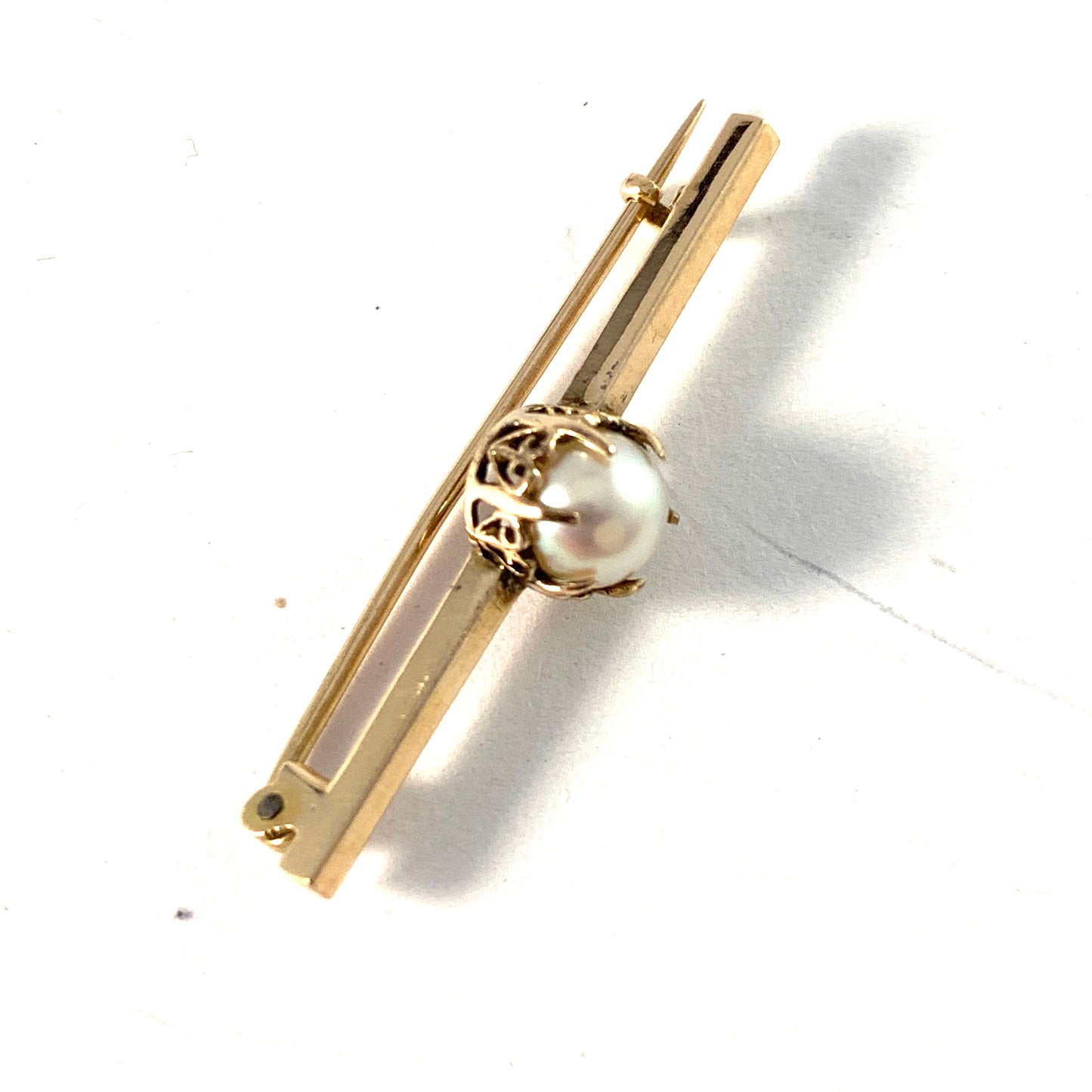Antique 14k Gold Pearl Heart Brooch Pin.