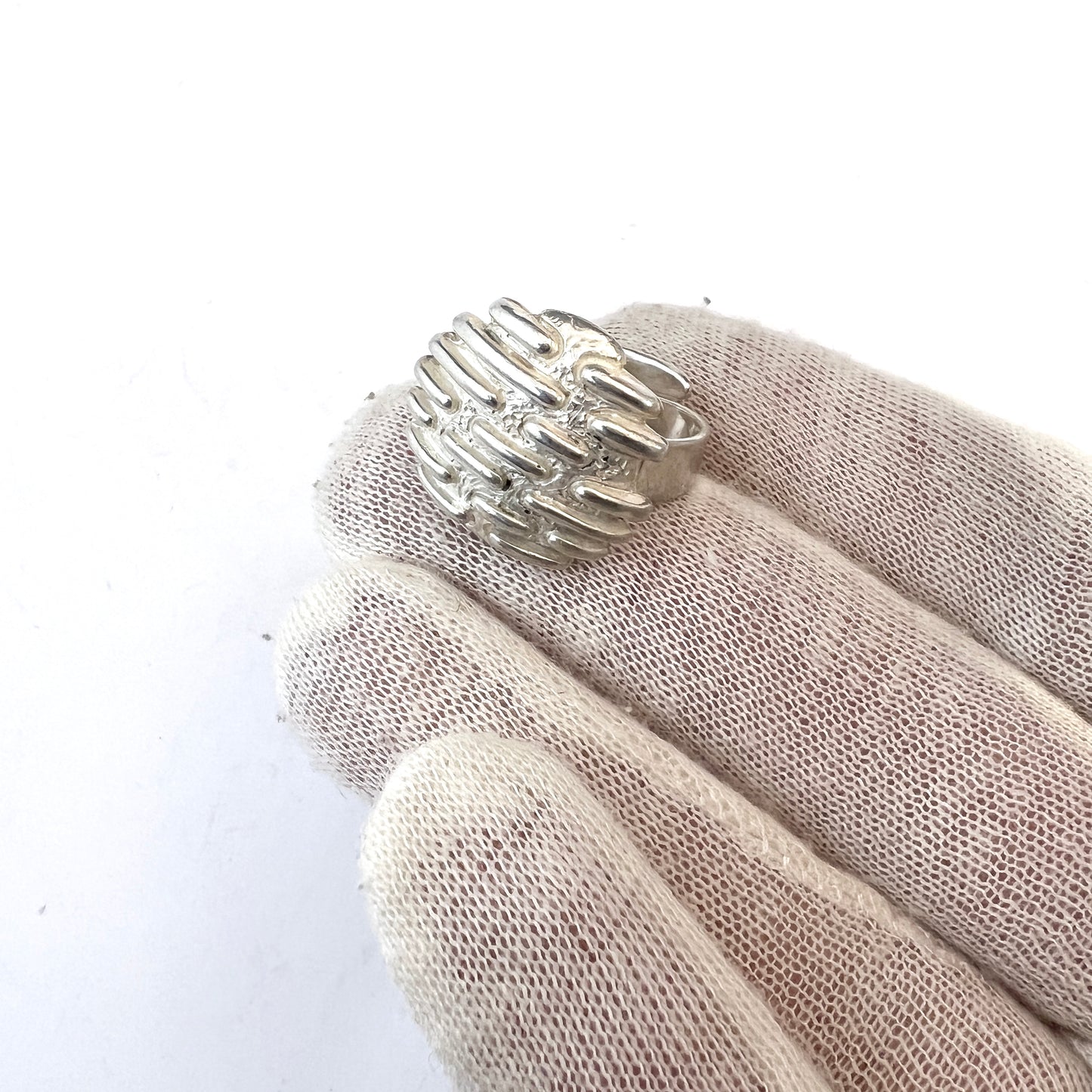 Maria Belen, Mexico. Sterling Silver Ring. Signed.