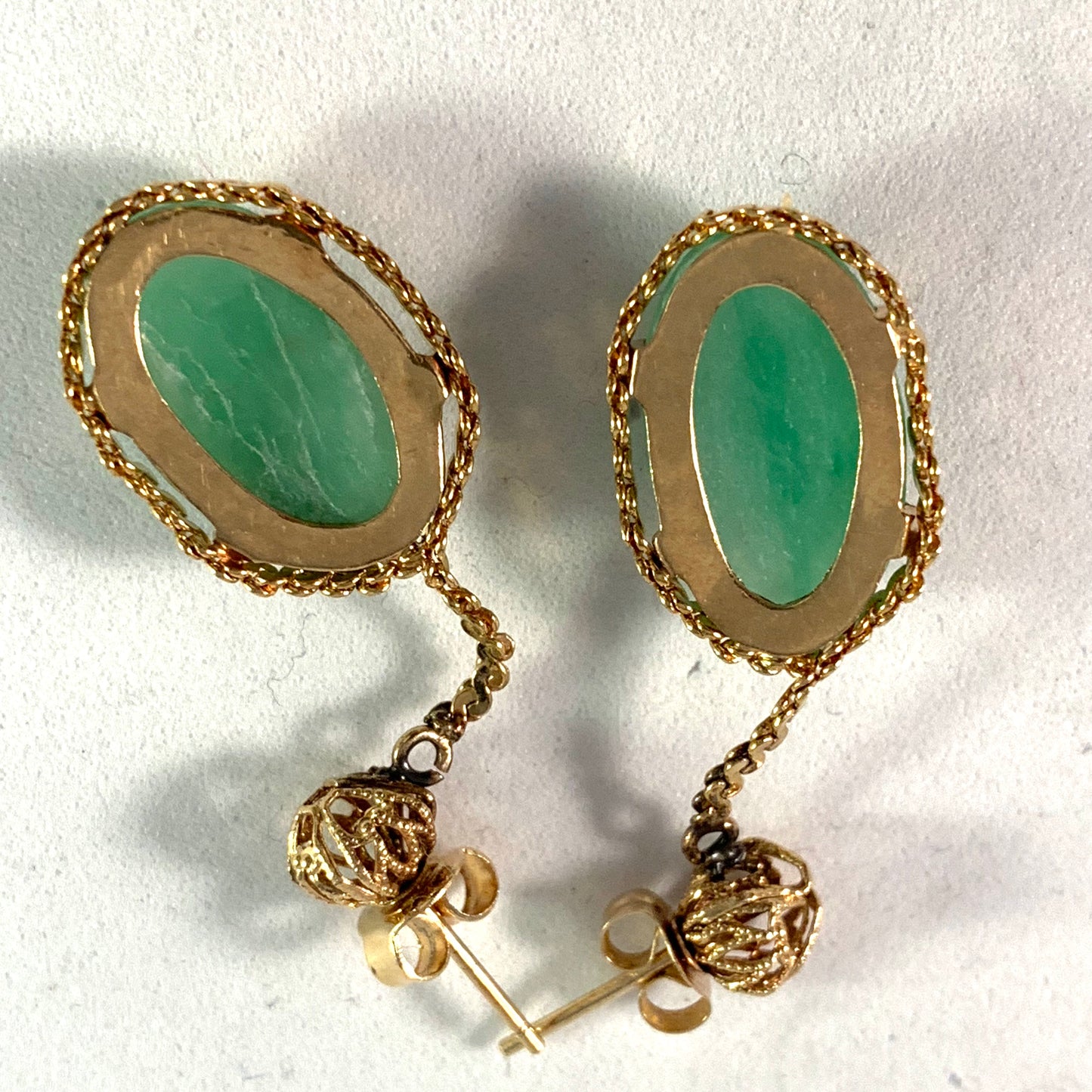 Mid Century 14k Gold Carved Jade Dangle Earrings. Boxed.