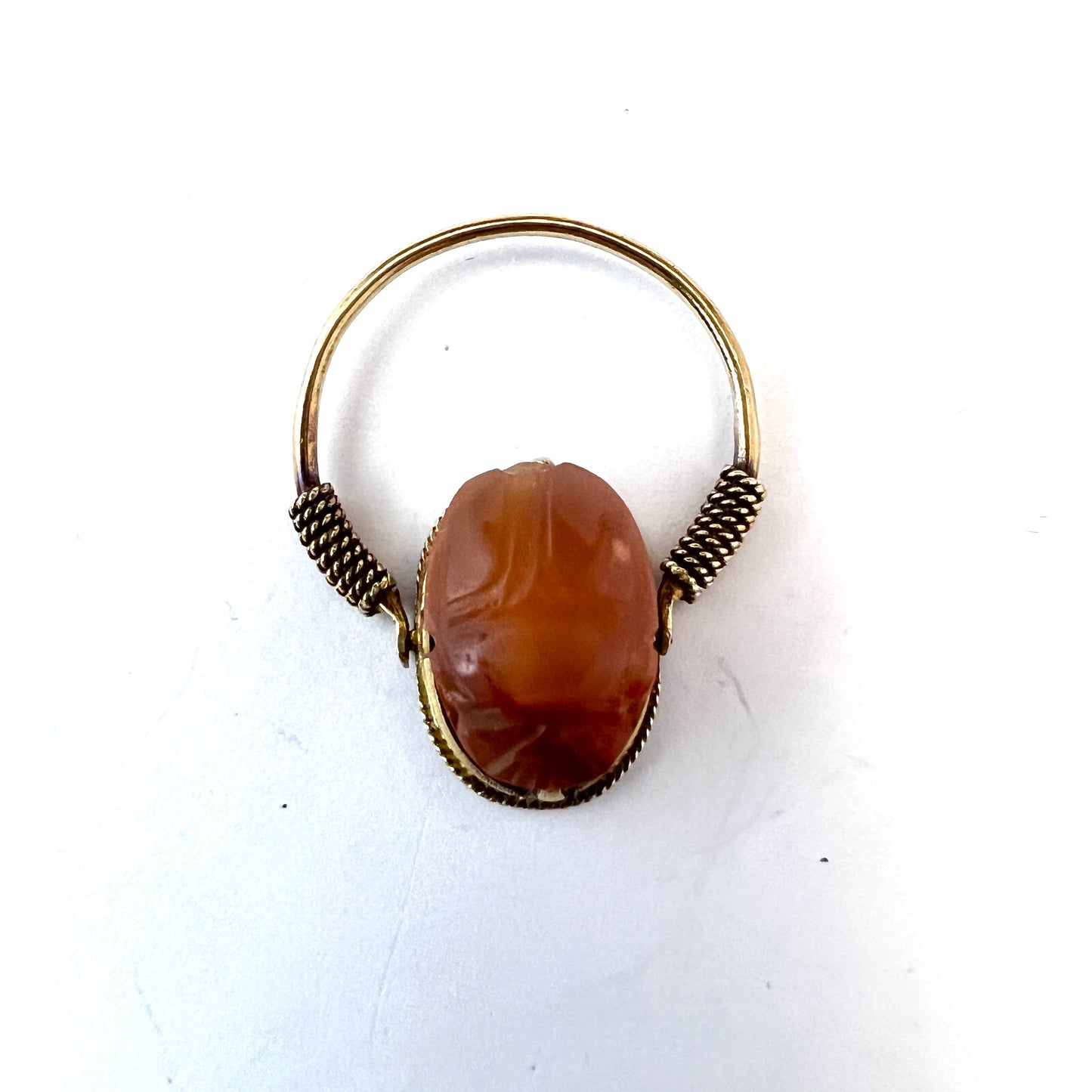 Egypt Vintage c 1950s. 18k Gold Agate Scarab Ring.