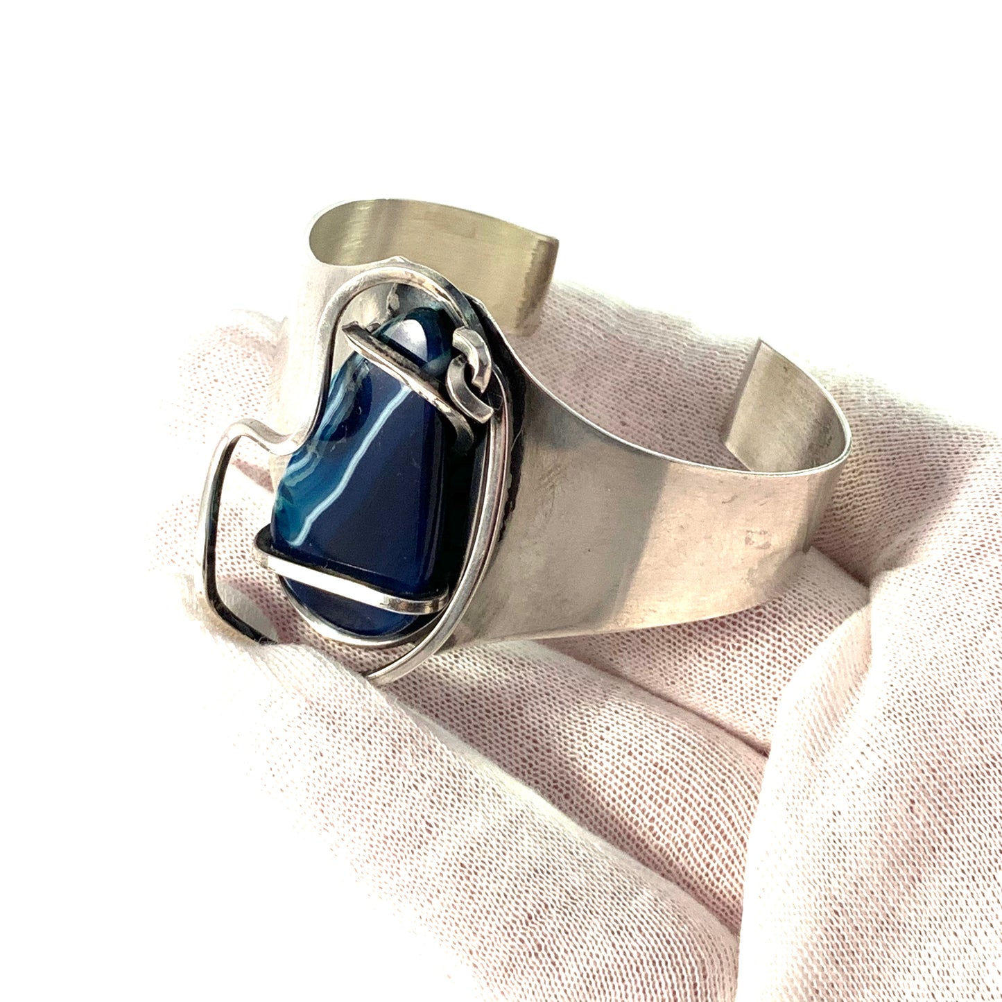 Otto Robert Bade, c 1960s Modernist Sterling Silver Agate Cuff Bangle Bracelet.