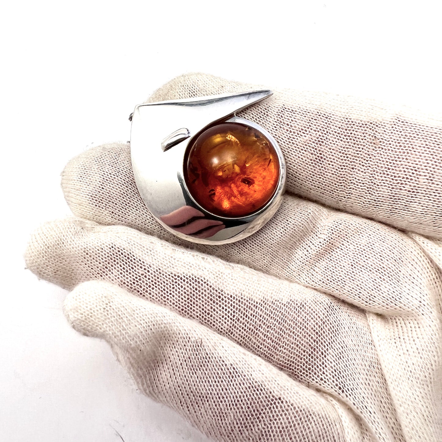 Einer Fehrn, Denmark Vintage Sterling Silver Amber Brooch.