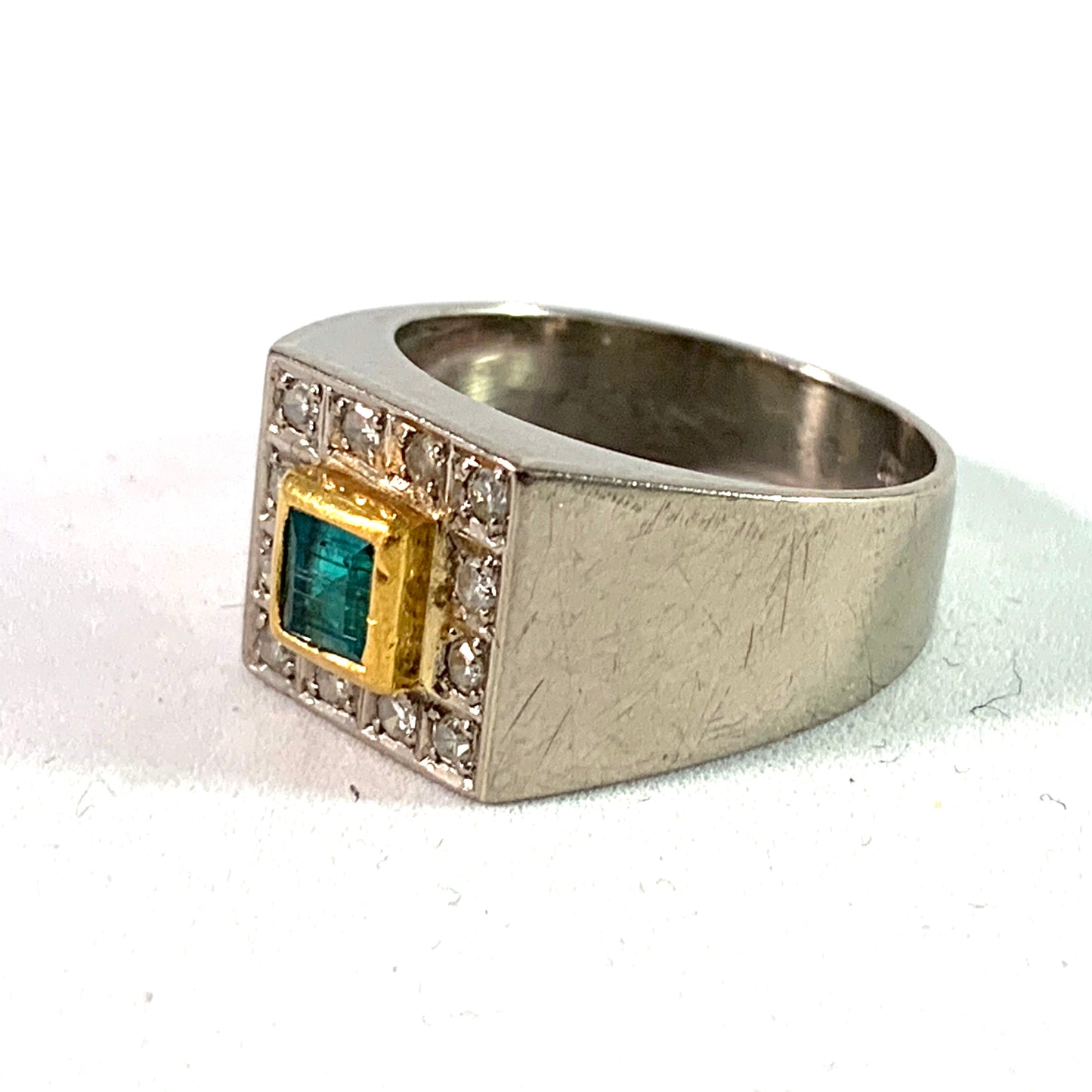 Heribert Engelbert, Sweden 1964, 18k Gold Emerald Diamond Ring