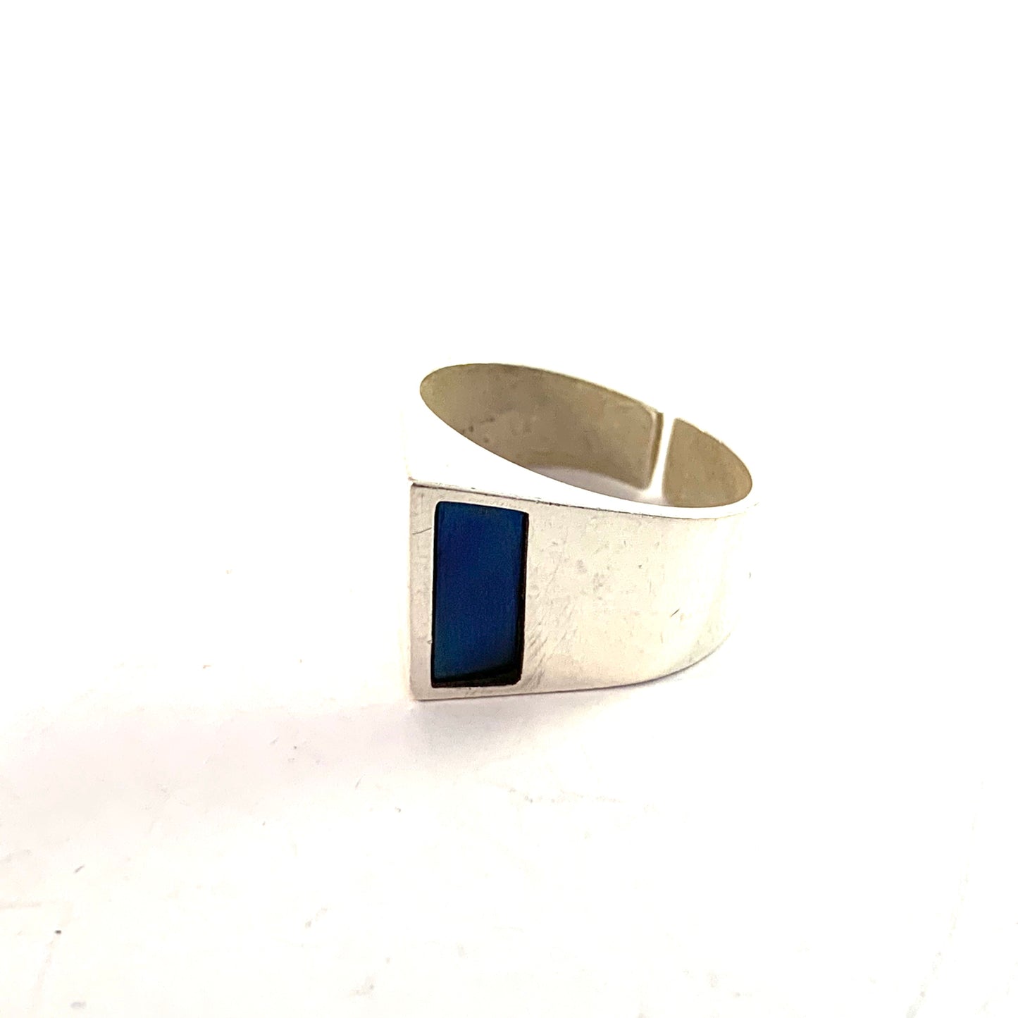Jari Saari, Finland 1968-70 Sterling Silver Blue Hardstone Modernist Ring.
