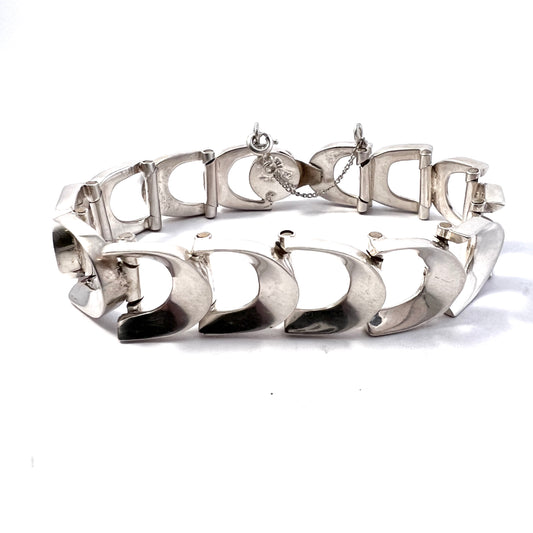 Taxco, Mexico 1950s. Chunky Mid Century Sterling Silver Bracelet. Makers Mark.