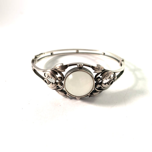 Alexander Tillander, Finland 1947 Mid Century Silver Moonstone Bracelet.