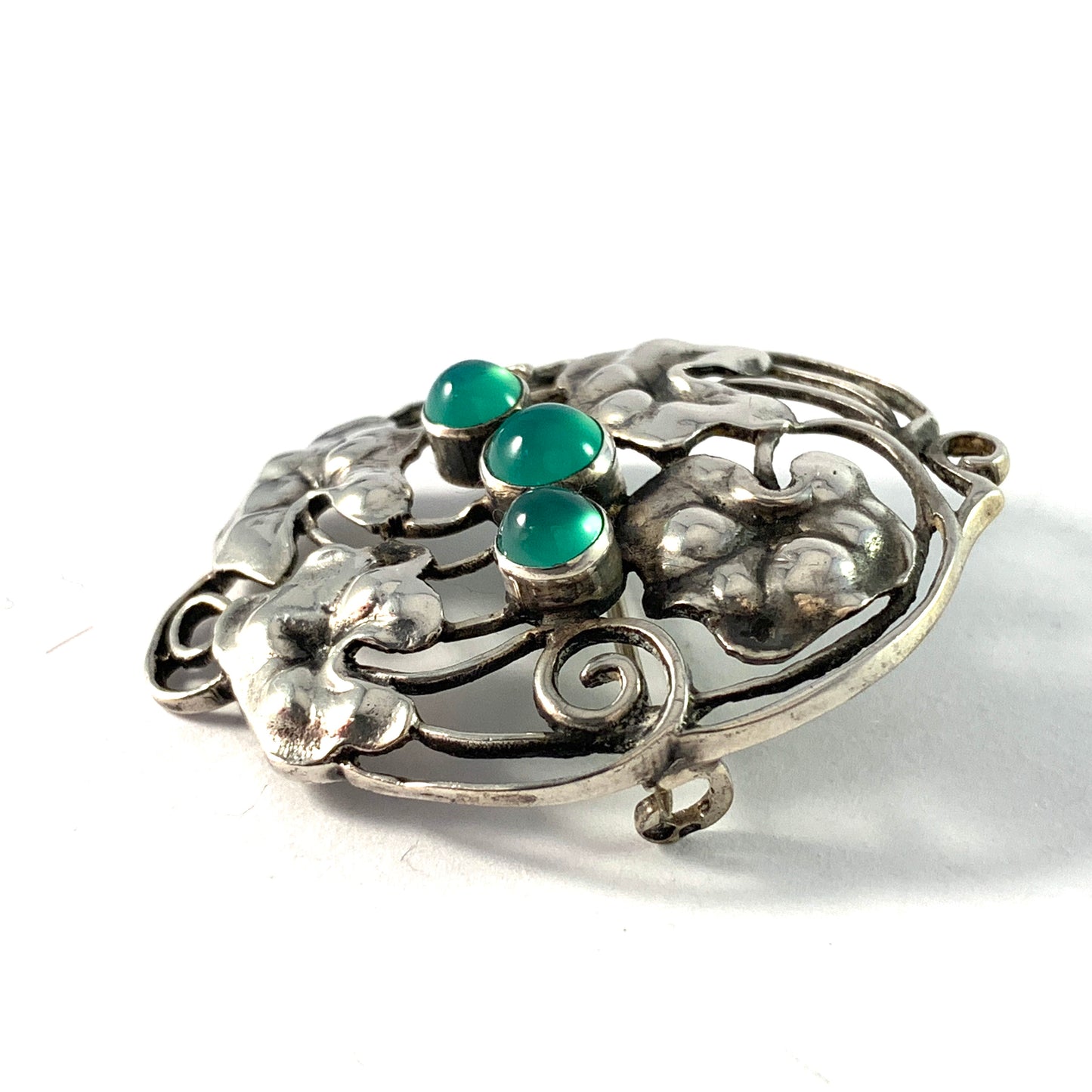 Germany. Antique Art Nouveau 900 Silver Chrysoprase Brooch.