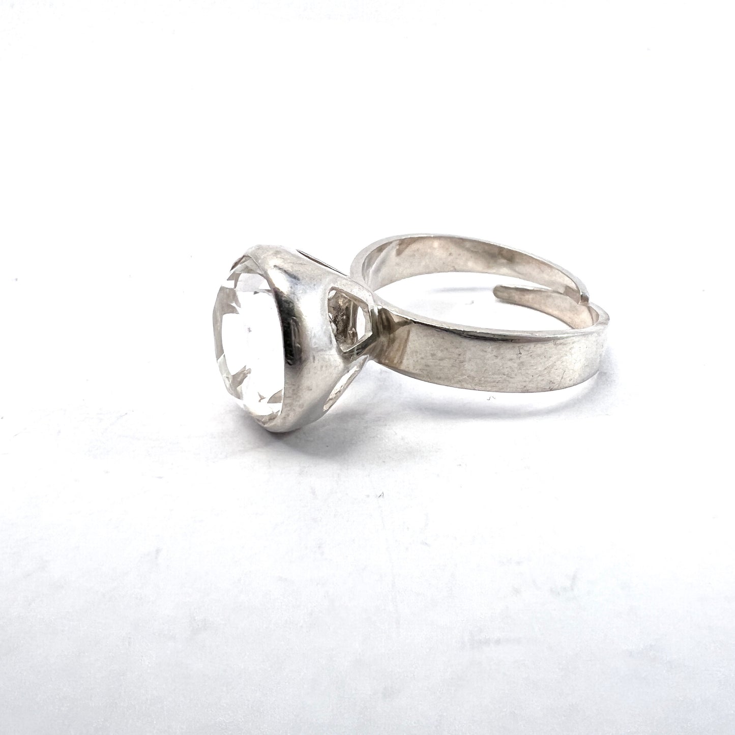 Bengt Hallberg, Sweden 1972 VIntage Sterling Silver Rock Crystal Adjustable Size Ring.