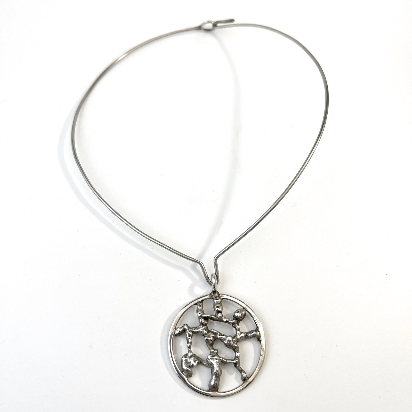 Olle Hellmouth, Sweden 1980. Vintage Solid Silver Pendant Necklace.