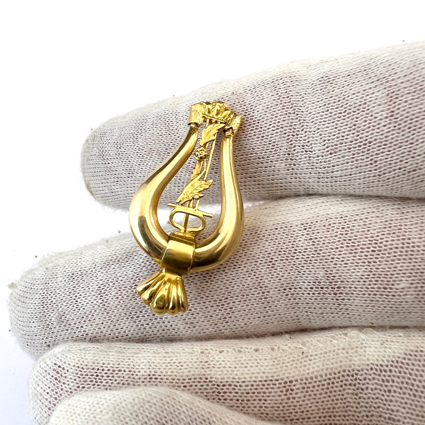 Sweden, Antique Victorian 18k Gold Lyre Brooch.