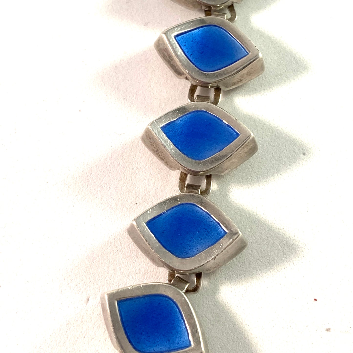 Atelier Borgila, Stockholm 1957 Mid Century Modern Sterling Enamel Necklace.