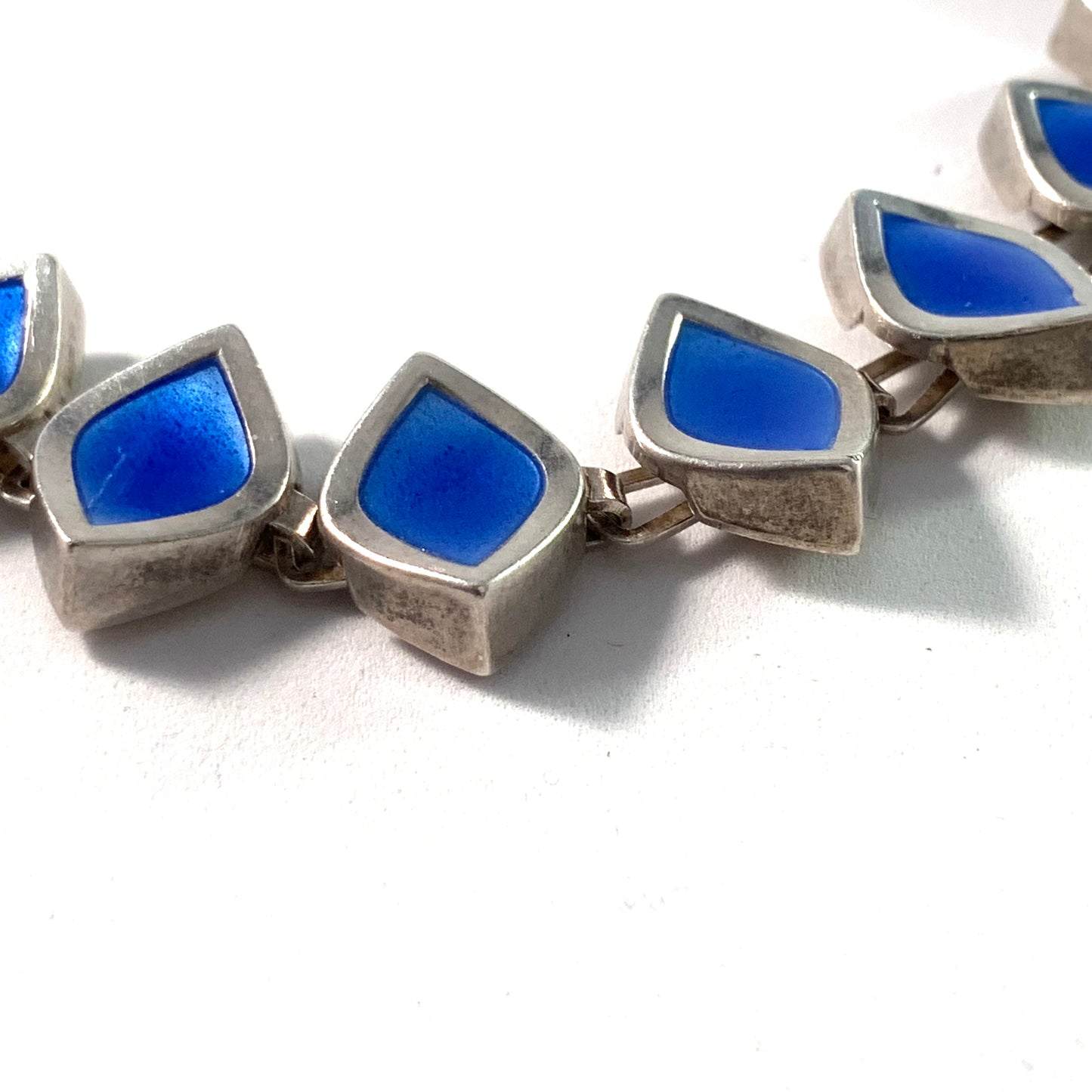 Atelier Borgila, Stockholm 1957 Mid Century Modern Sterling Enamel Necklace.