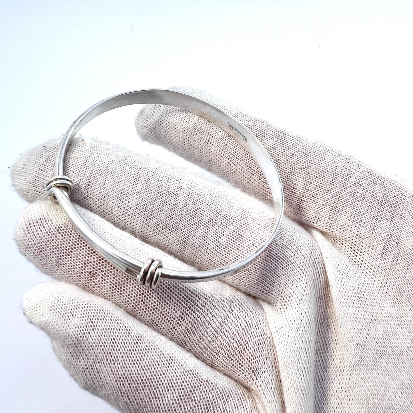 Ed Levin, USA. Vintage Sterling Silver Signature Bracelet.