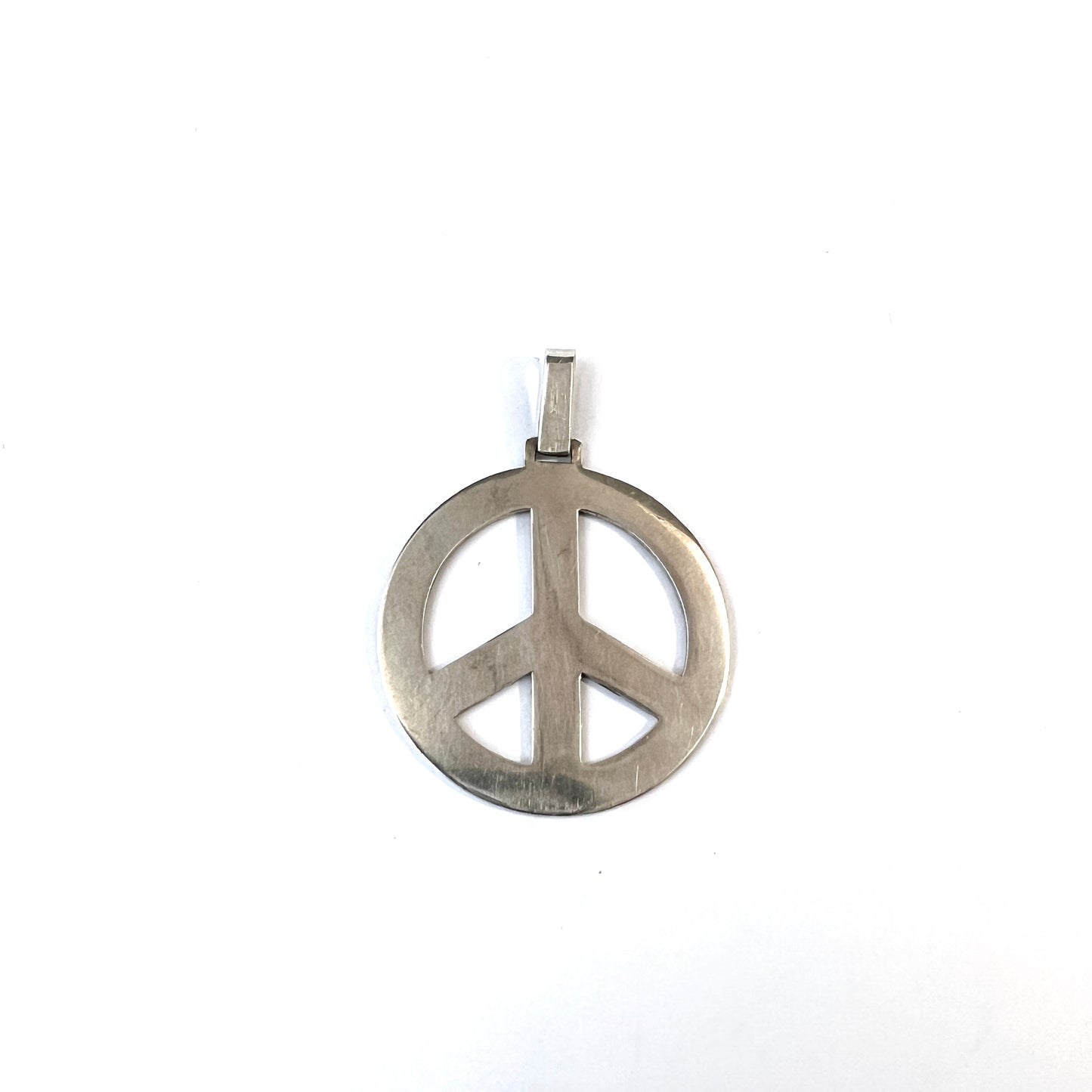 Kaplan, Sweden 1973. Vintage Sterling Silver Peace Sign Hippie Pendant.