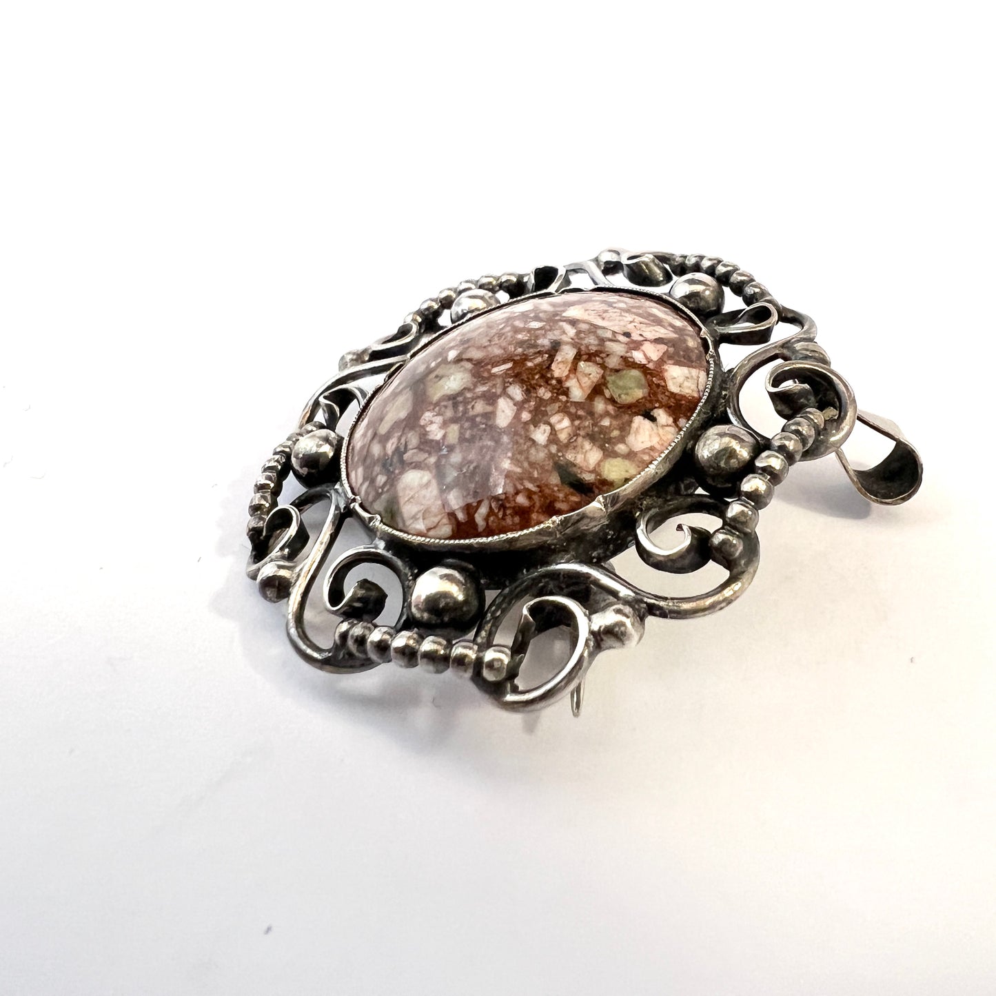 Atelje Ingvar Eng, Sweden 1963. Vintage Sterling Silver Local Porphyry Brooch Pendant.