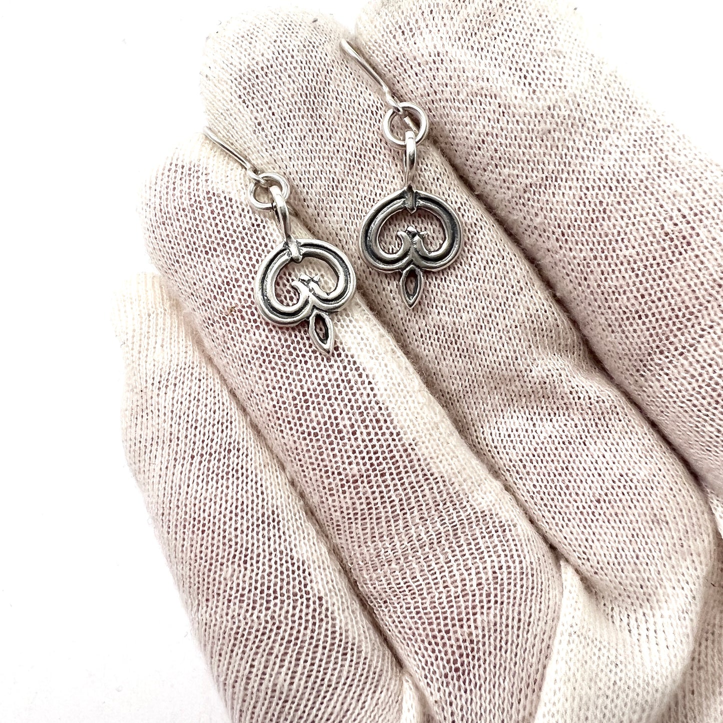 Kalevala Koru, Finland. Vintage Sterling Silver Earrings.