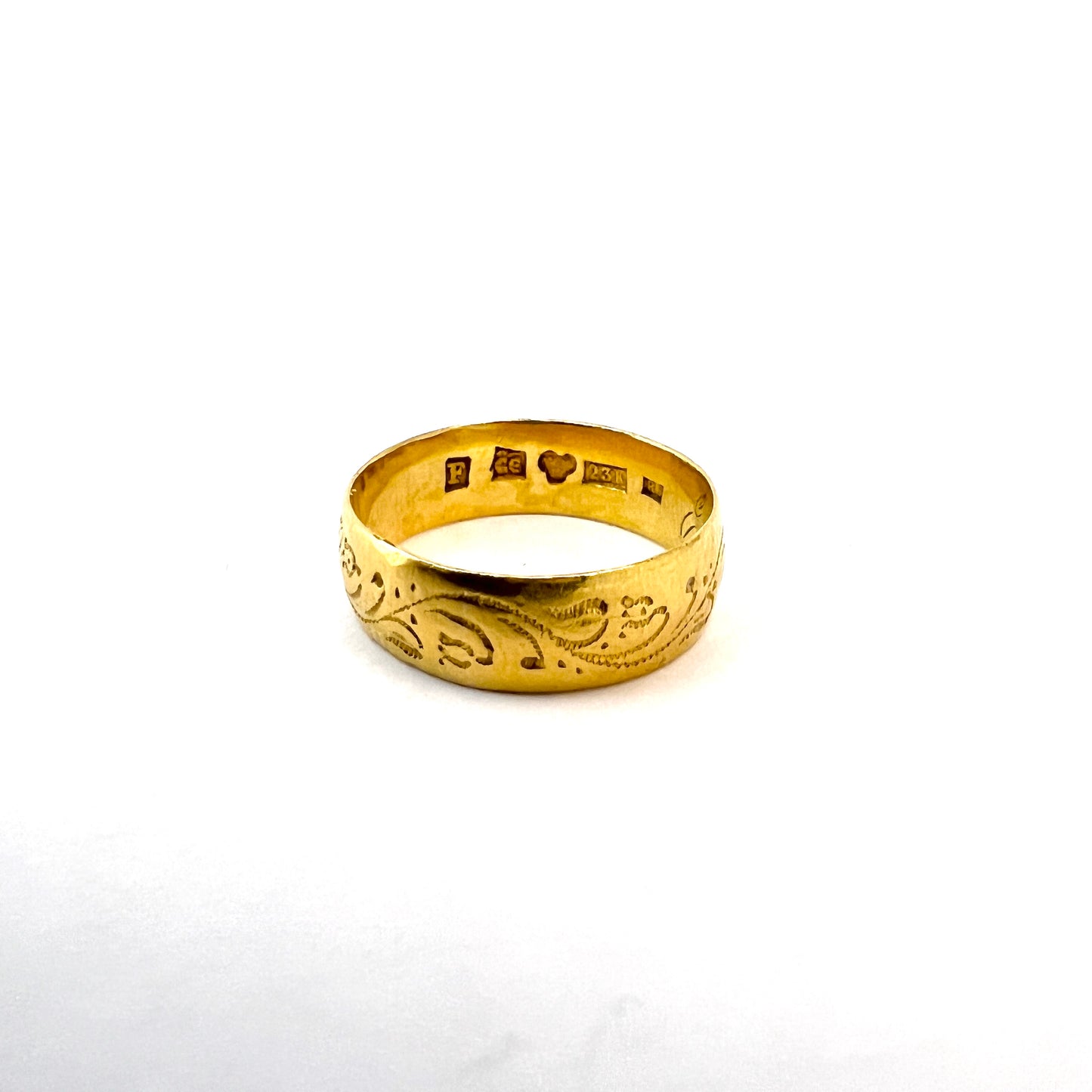 Graumann, Sweden 1895. Antique 23K Gold Wedding Band Ring.