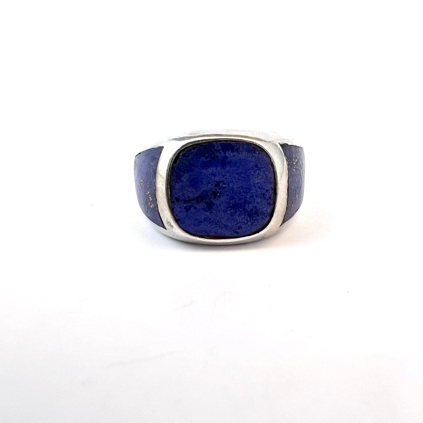 Vintage c 1950-60s. Solid Silver Lapis Lazuli Men's Ring.