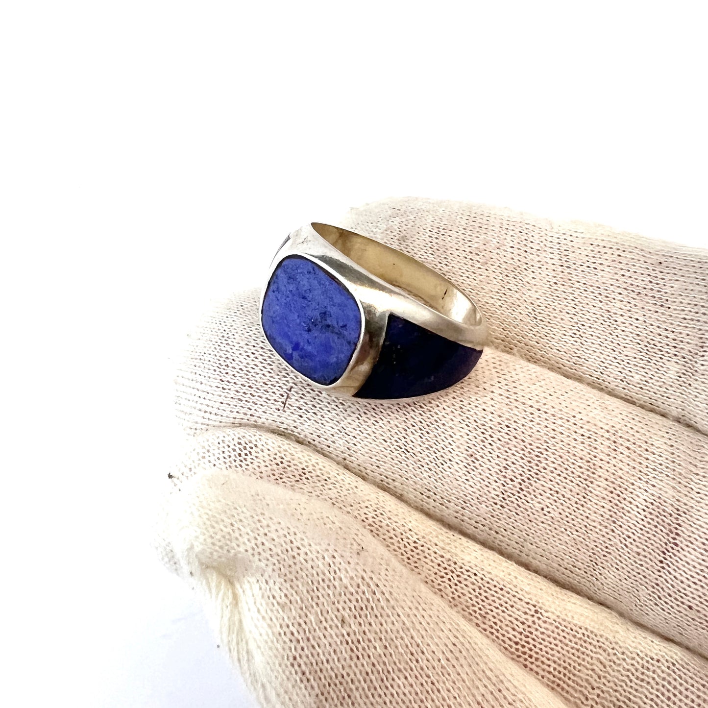 Vintage c 1950-60s. Solid Silver Lapis Lazuli Men's Ring.