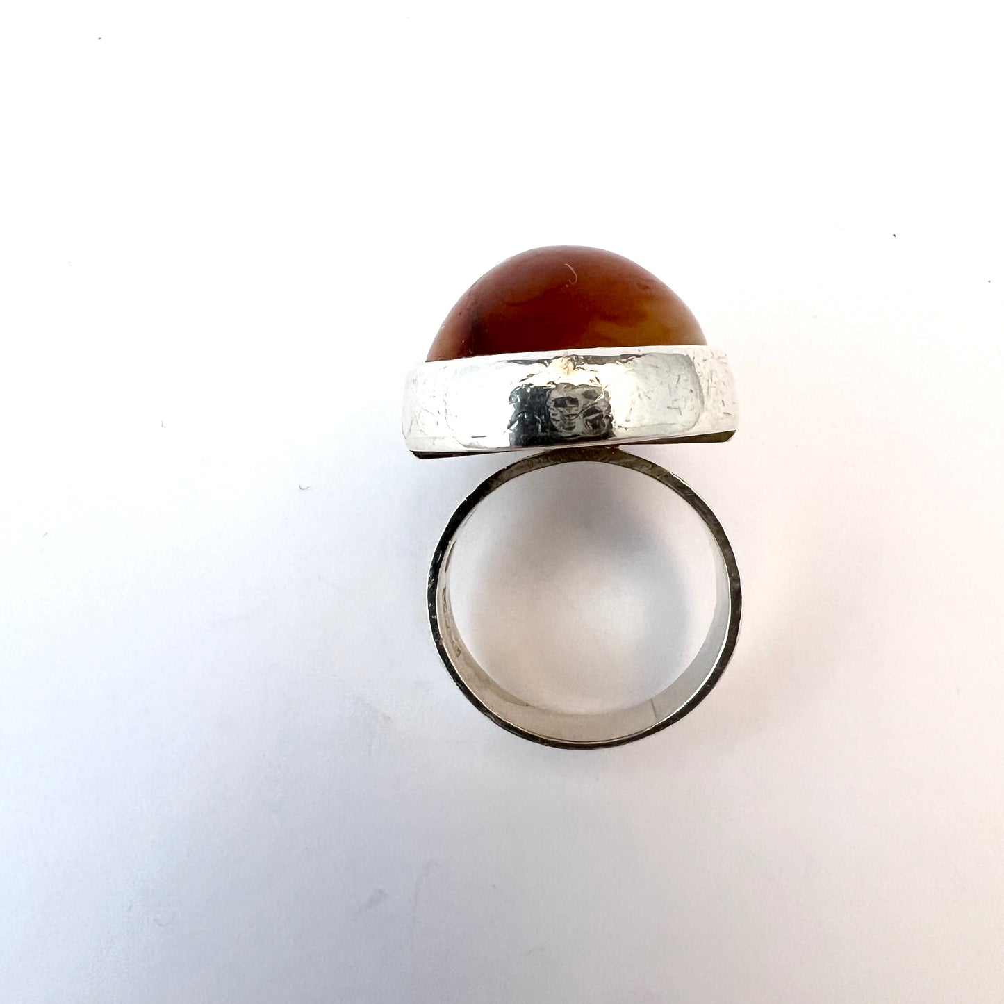 Atelje Tita Carlborg, Sweden 1975. Bold Vintage Sterling Silver Agate Ring.