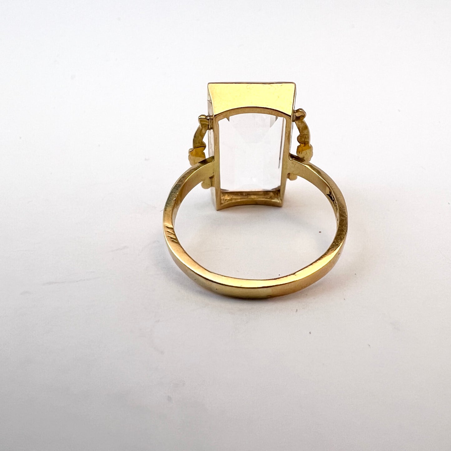 Bernhard Hertz, Sweden year 1950. Vintage 18k Gold Rock Crystal Cocktail Ring.