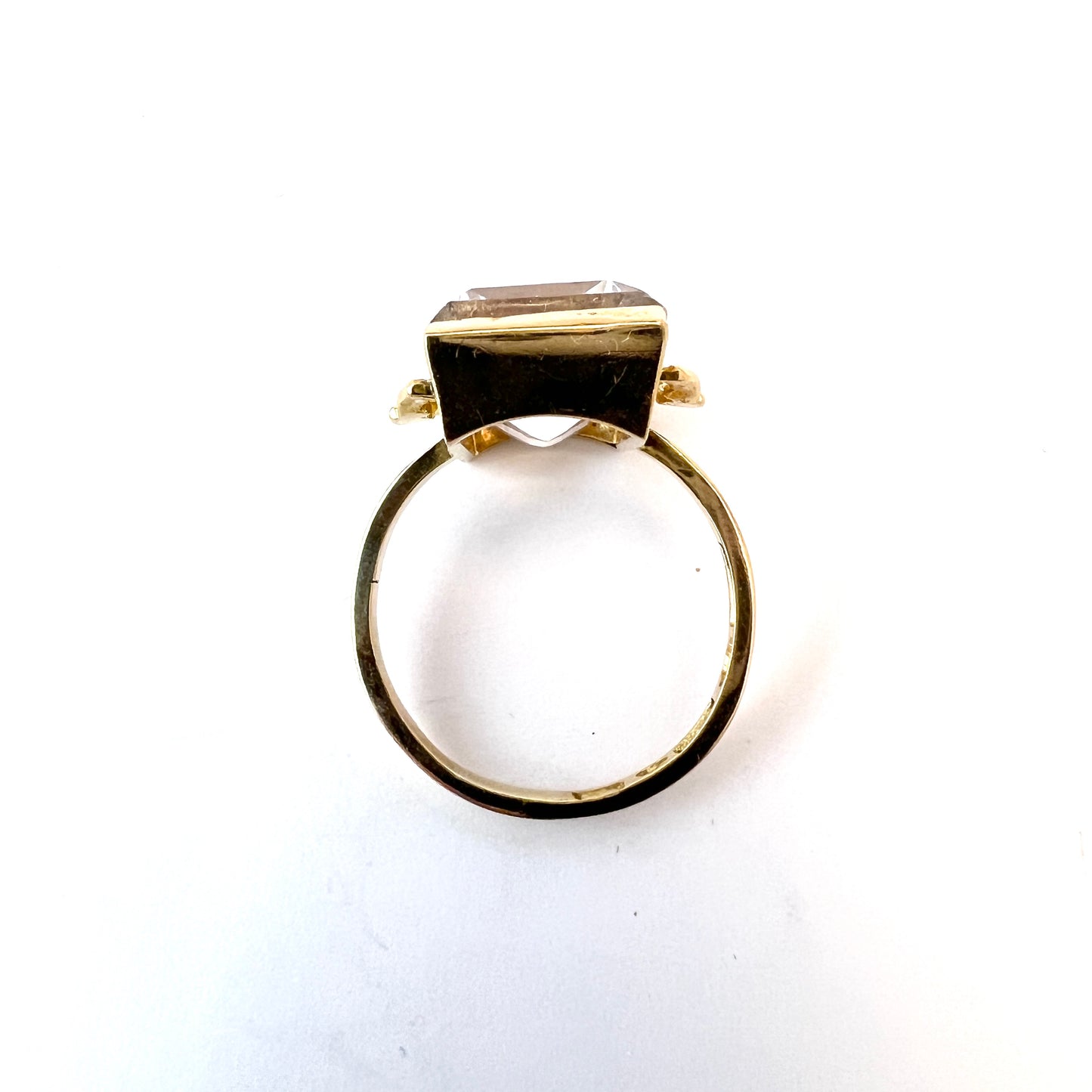 Bernhard Hertz, Sweden year 1950. Vintage 18k Gold Rock Crystal Cocktail Ring.