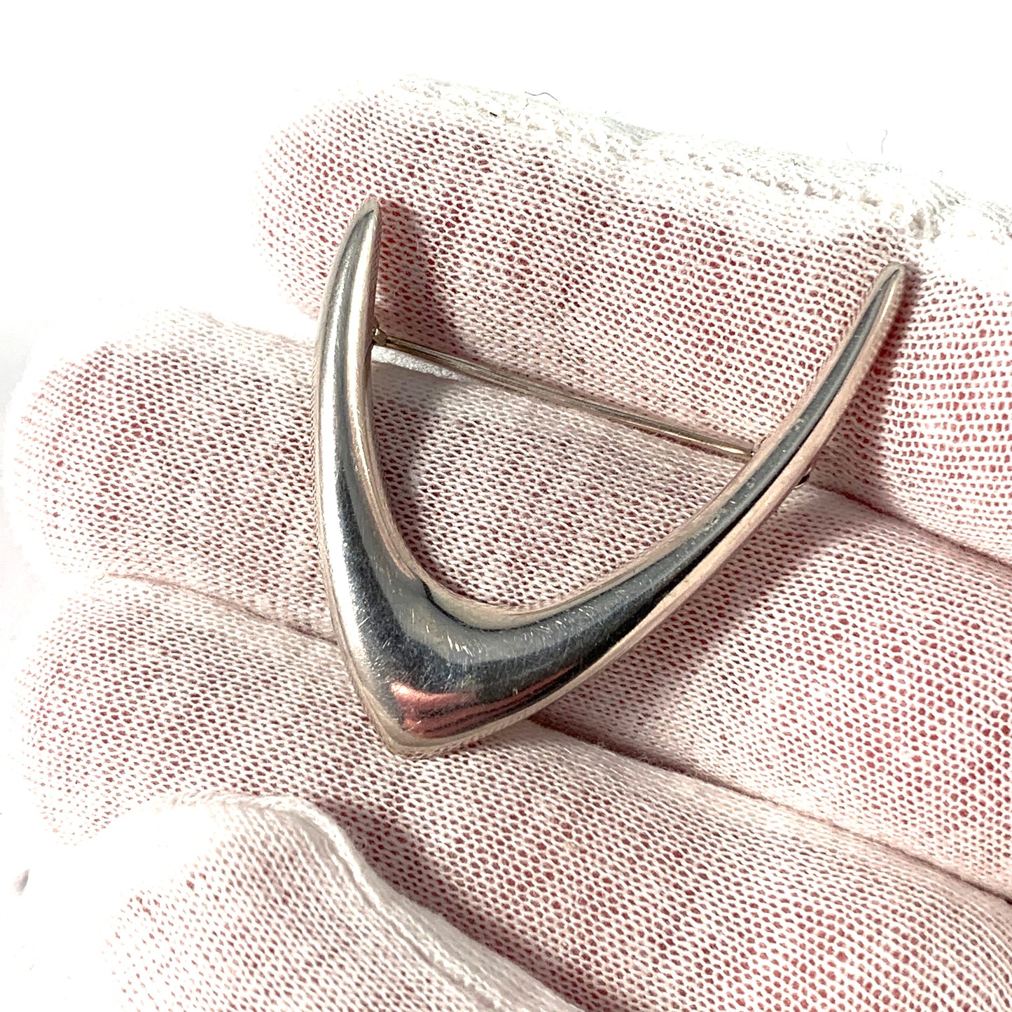 Arne Johansen Denmark Vintage Modernist Sterling Silver Brooch.