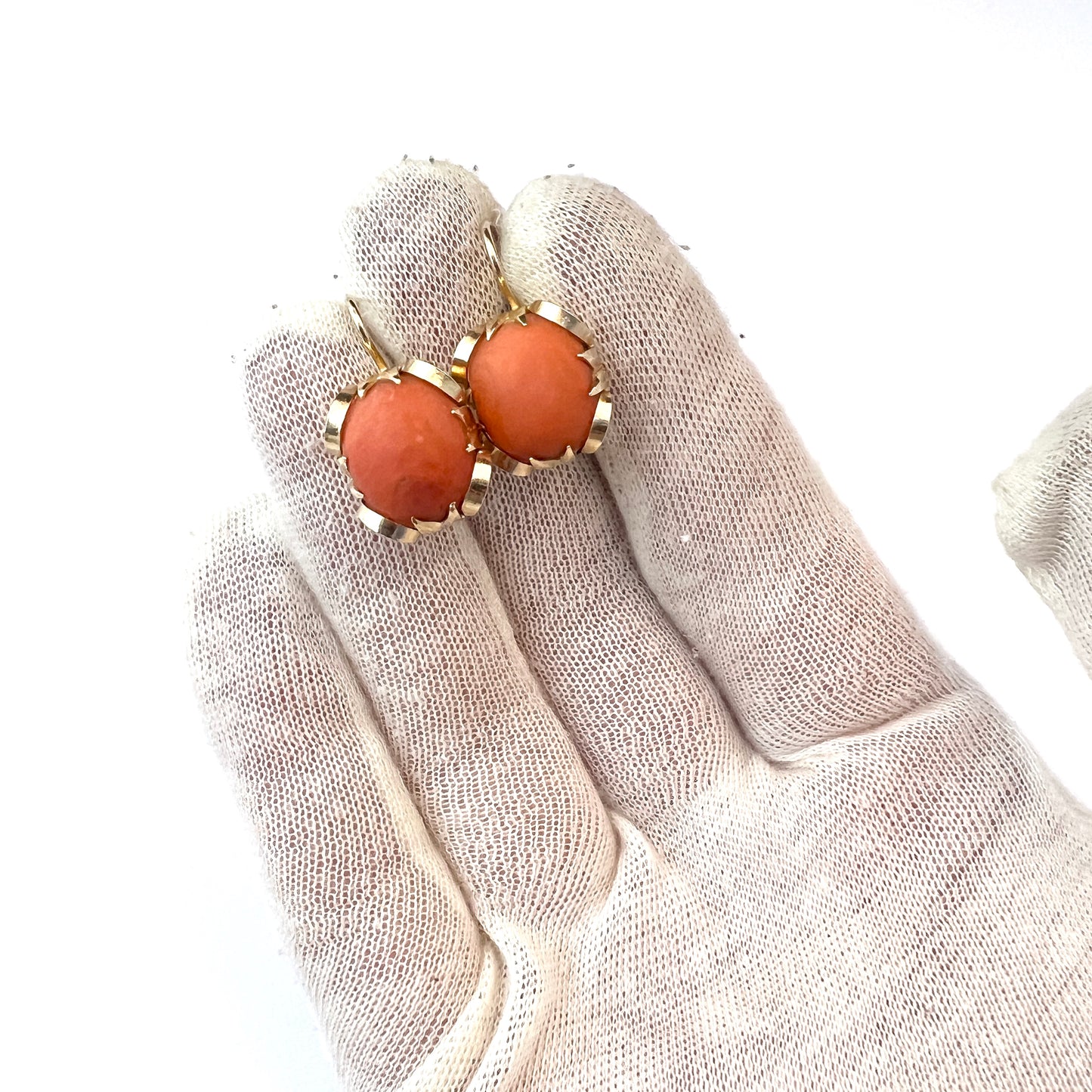 Vintage Mid-century 14k Gold Coral Bold Earrings. Probably Italy. 13.3gram