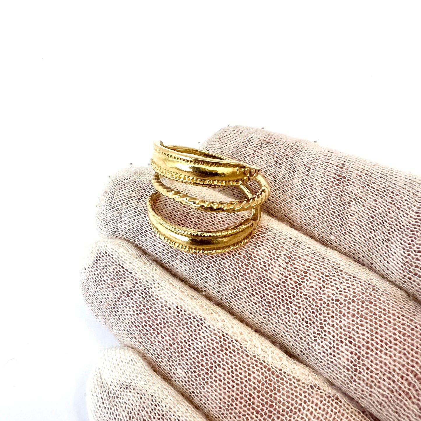 Bengt Hallberg, Sweden. Vintage 18k Gold Viking Copy Unisex Ring.