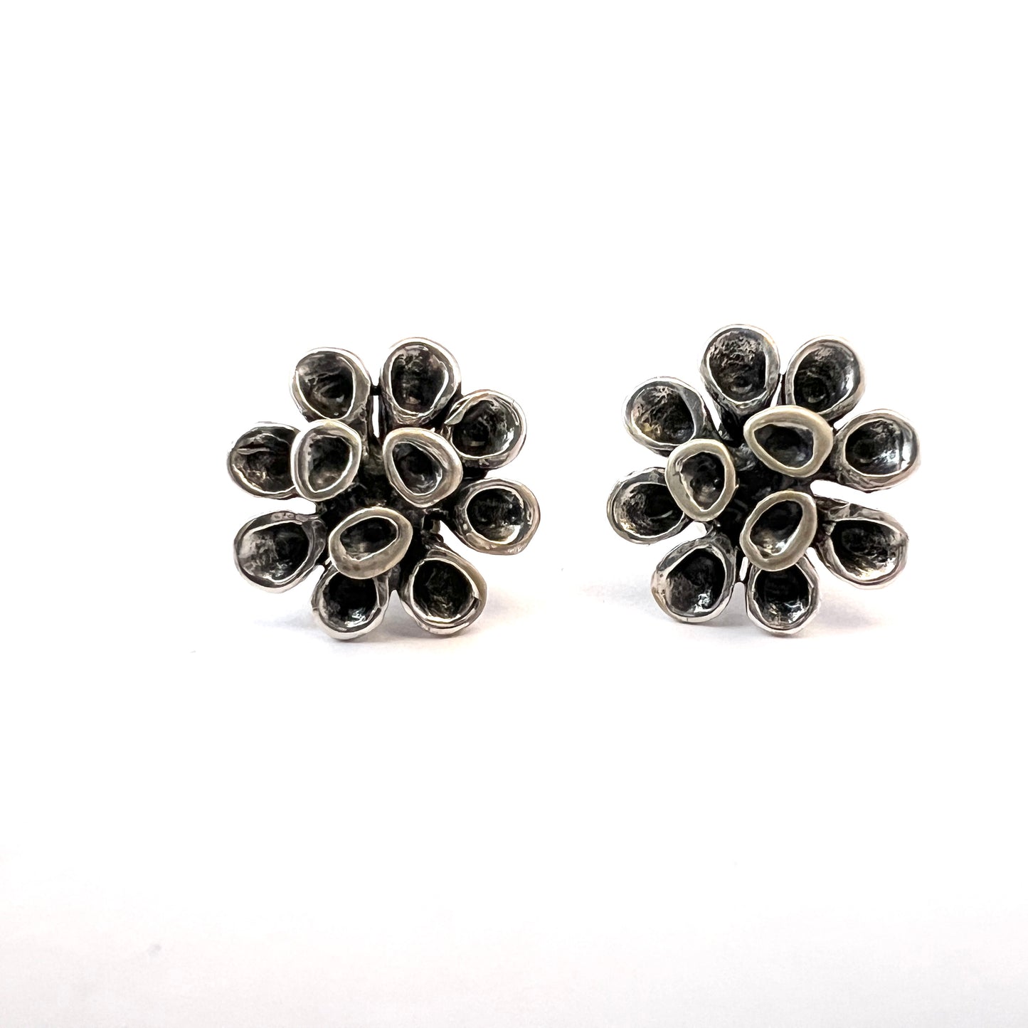 Hannu Ikonen Finland 1970s Reindeer Moss Design Sterling Silver Stud Earrings.