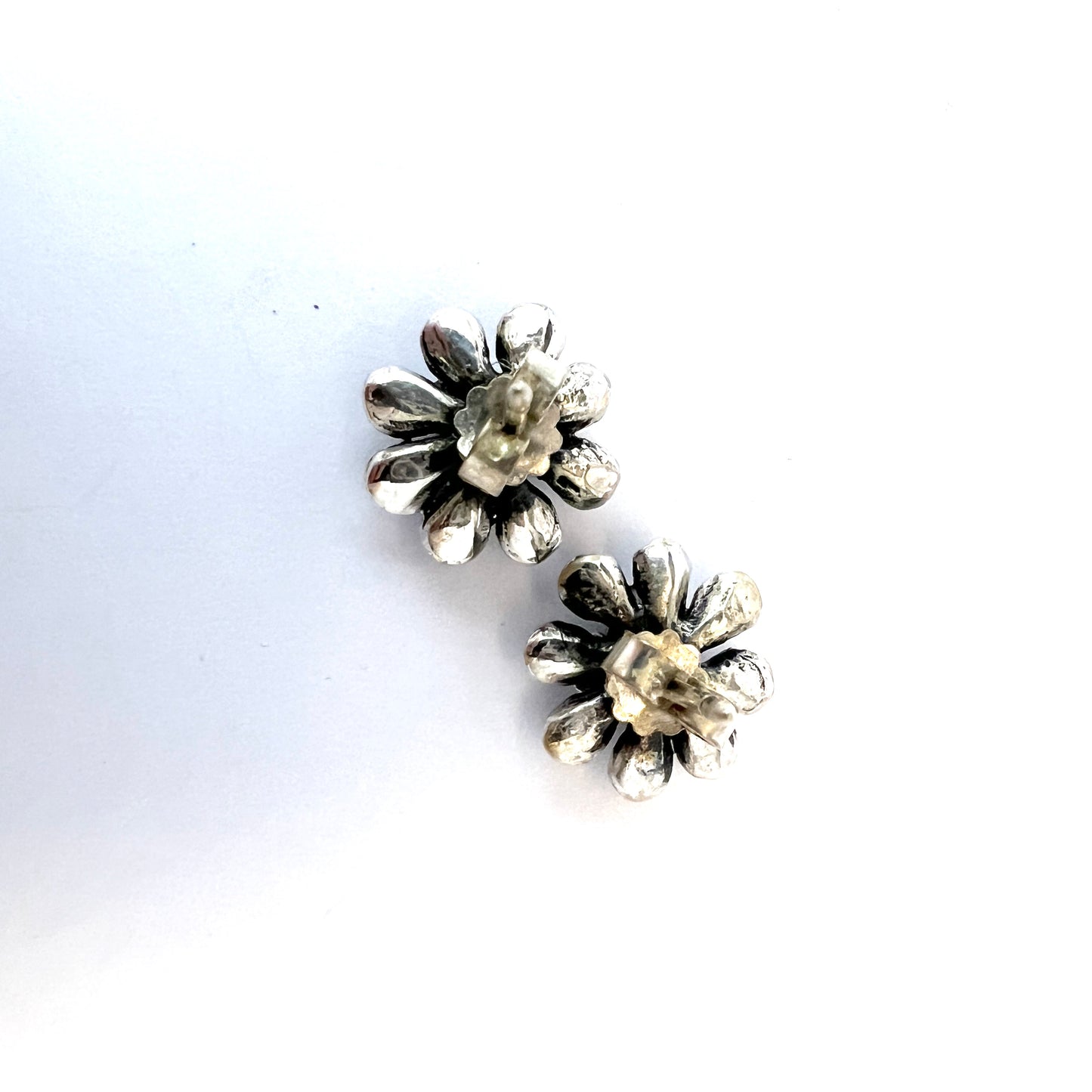 Hannu Ikonen Finland 1970s Reindeer Moss Design Sterling Silver Stud Earrings.