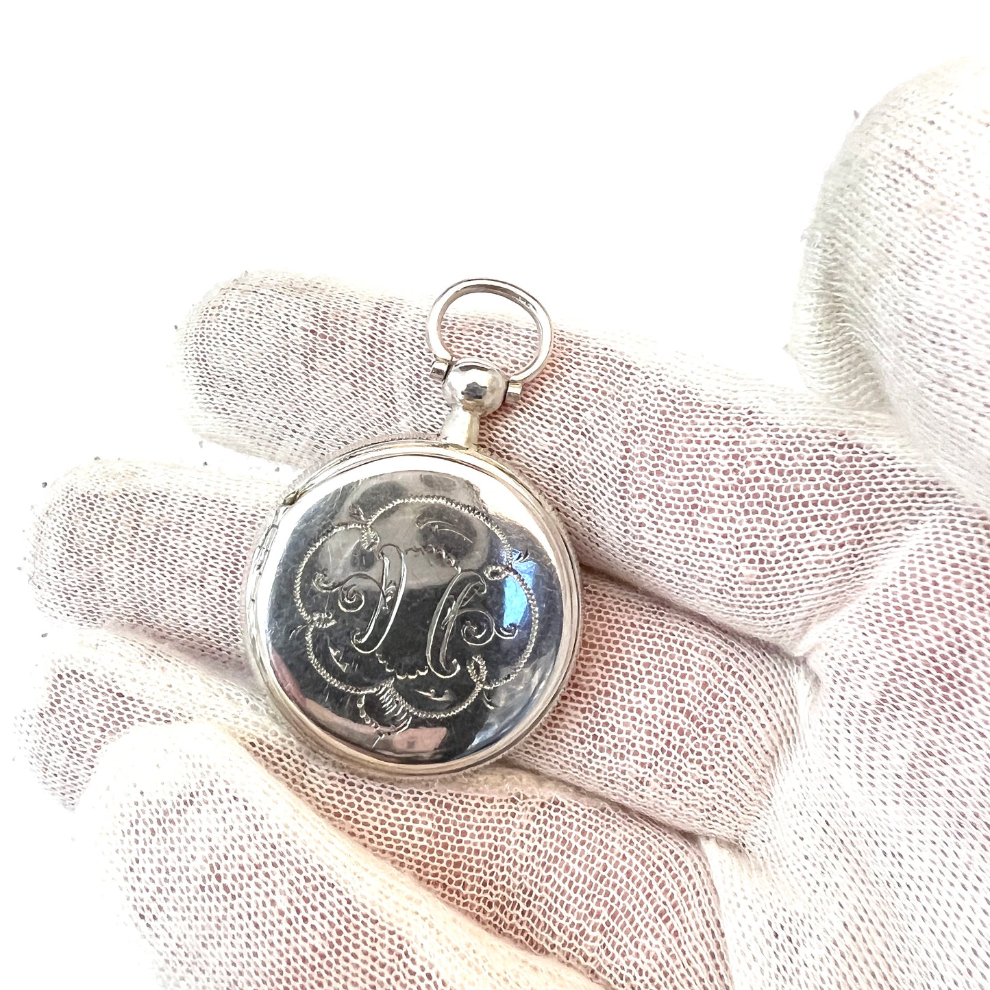 L Larsson, Sweden 1876. Antique Victorian Solid Silver Vinaigrette Locket Pendant.