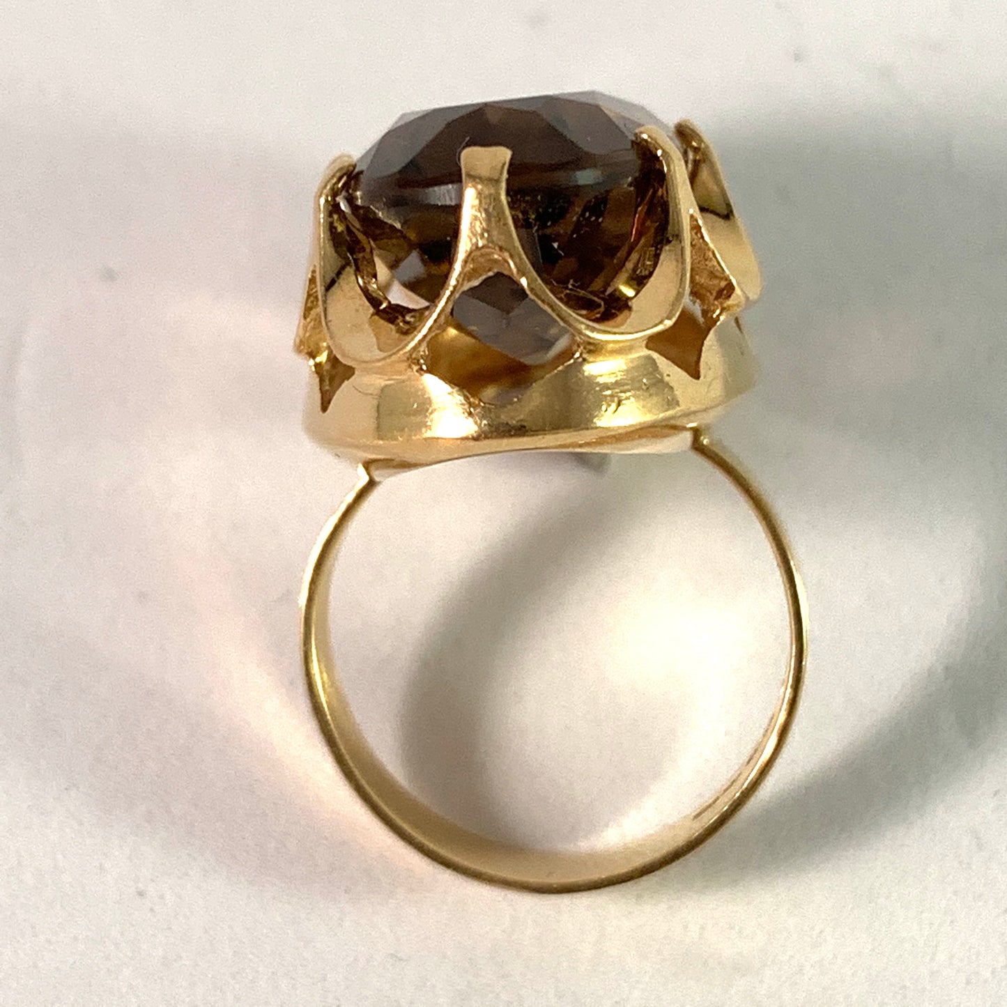 Örneus, Stockholm 1960 Bold Modernist 18k Gold Smoky Quartz Ring