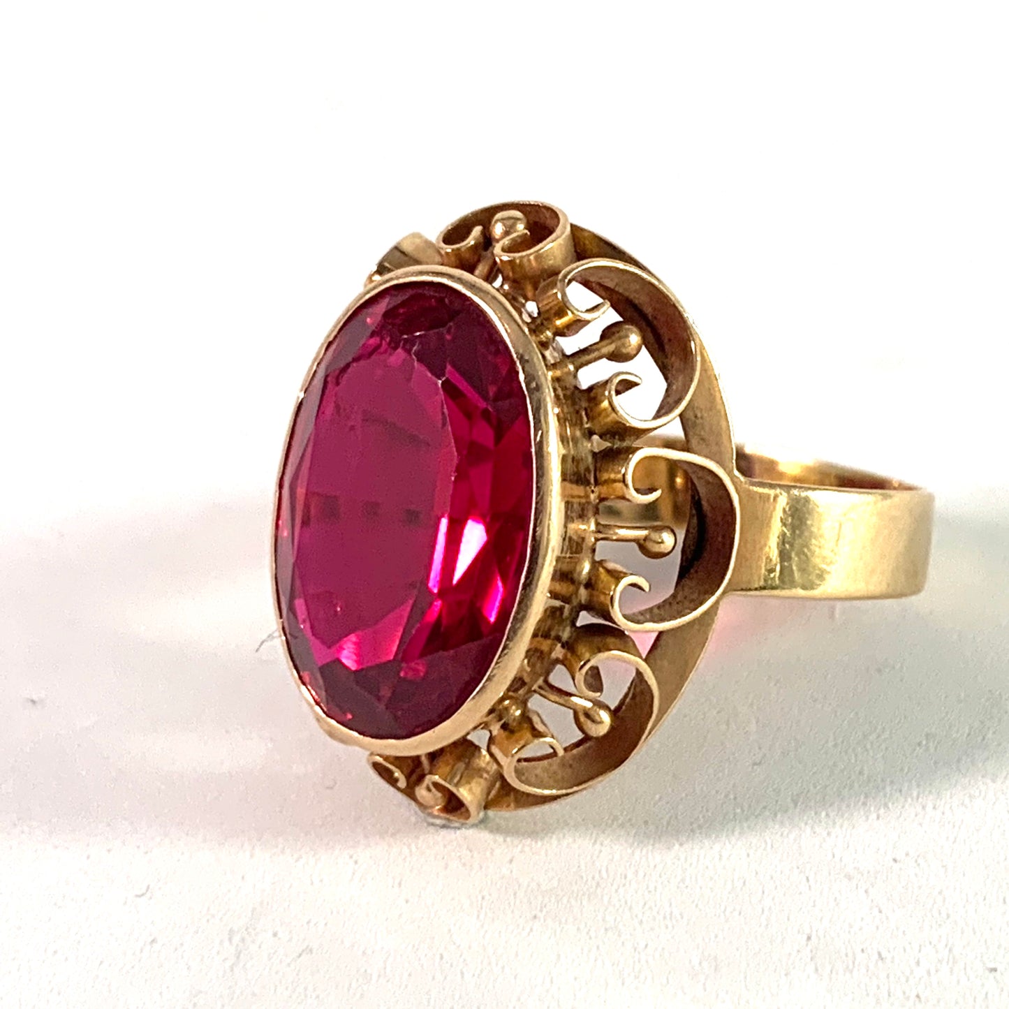 Raimo Rekola, Finland 1960s 14k Gold Large Synthetic Sapphire Cocktail Ring.