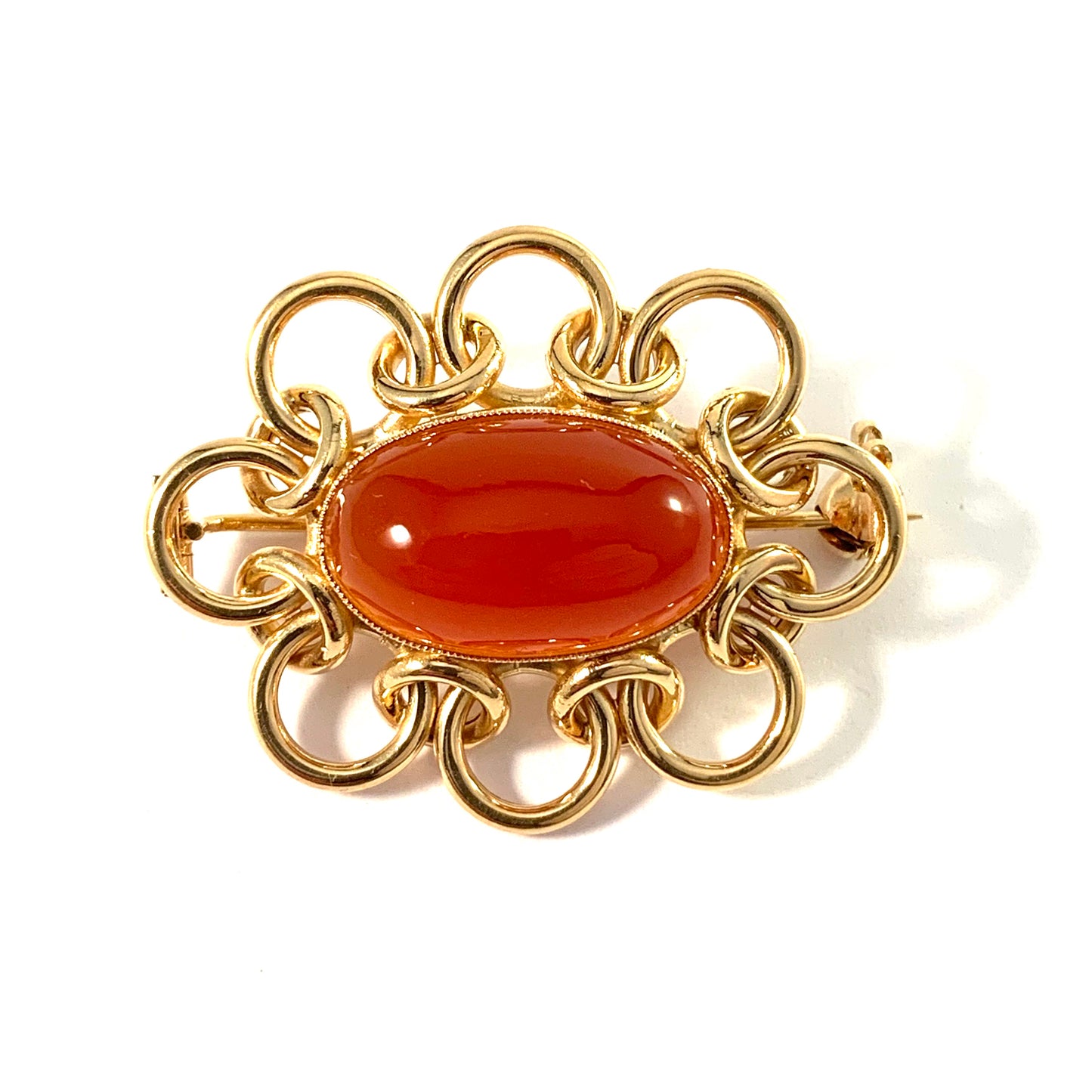 G Dahlgren, Sweden 1953. Mid Century 18k Gold Carnelian Brooch.