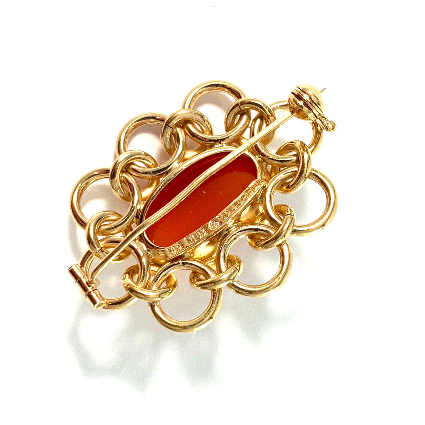 G Dahlgren, Sweden 1953. Mid Century 18k Gold Carnelian Brooch.