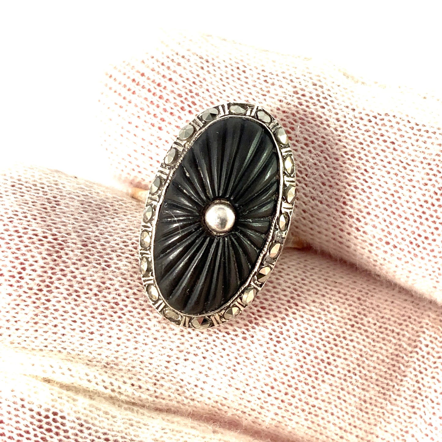 Sweden. Antique Early 1900s 18k Gold Silver Jet Marcasite Mourning Ring.