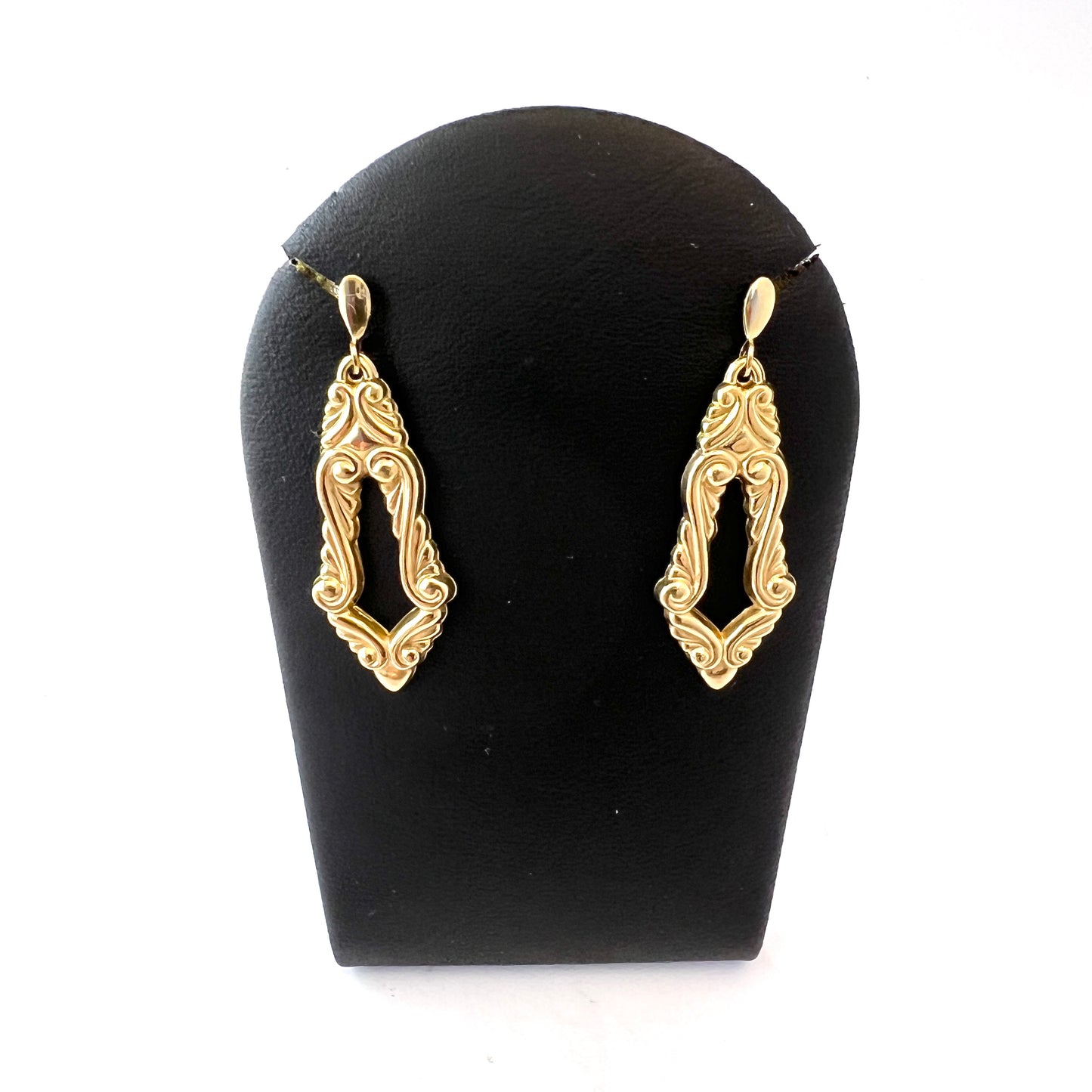 Vintage 18k Gold Earrings.