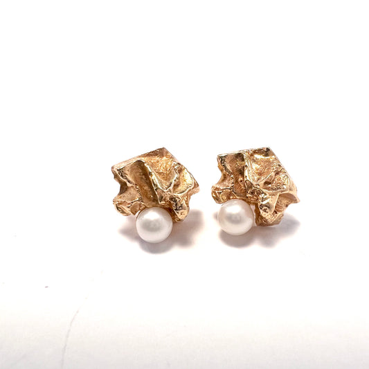 Bjorn Weckstrom Lapponia Finland 1975. Vintage 14k Gold Cultured Pearl Stud Earrings.