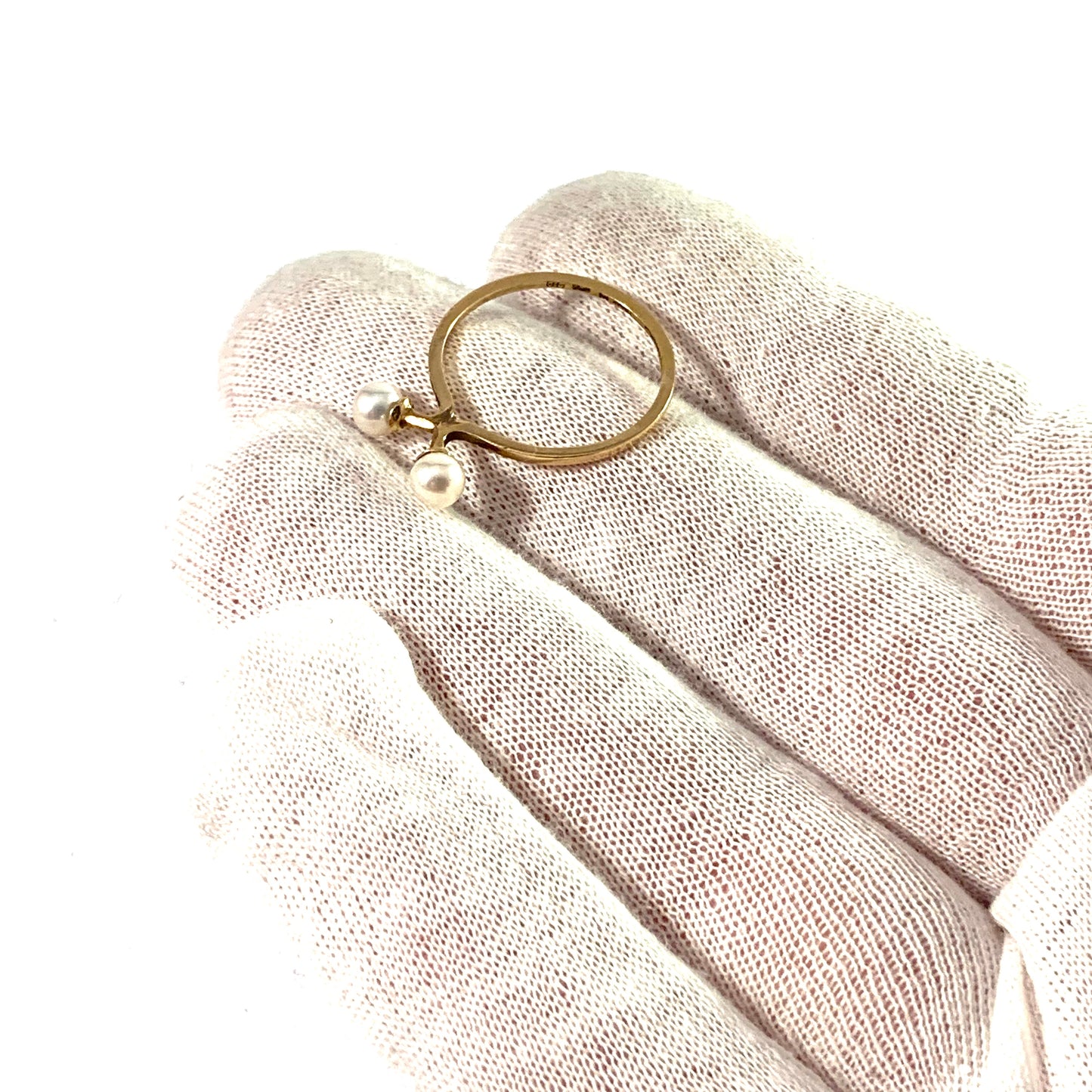 Theresia Hvorslev, Sweden. Vintage 18k Gold Cultured Pearl Stack Ring. "The Tale Of The Ring"