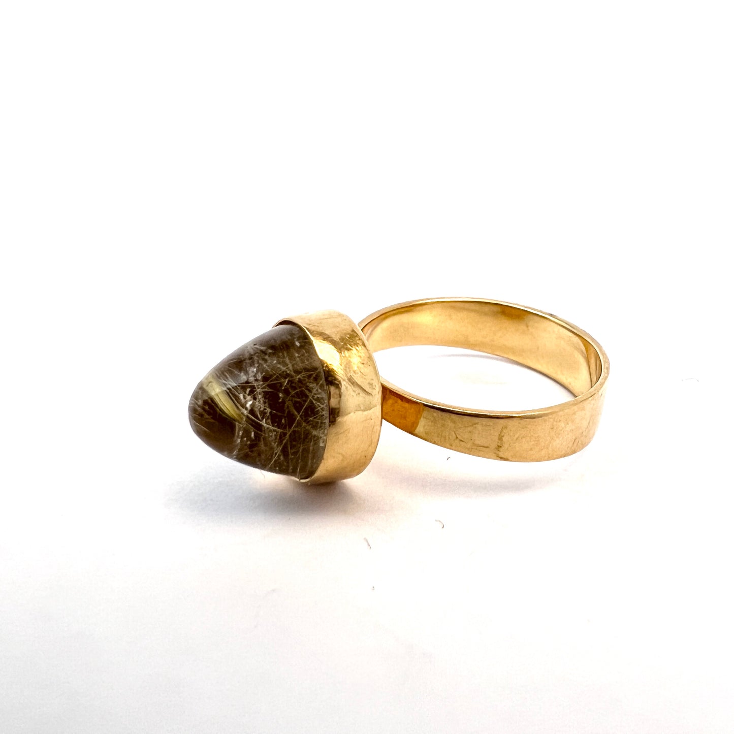 Sten Gramen, Sweden 1967. Vintage Modernist 18k Gold Rutilated Quartz Ring.