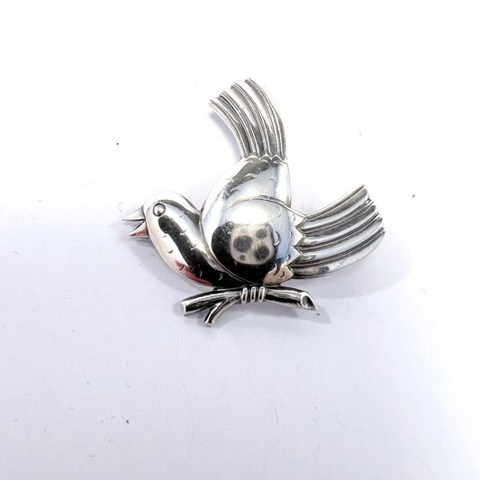 G Dahlgren, Sweden year 1945. Dove Celebrating Peace Brooch.