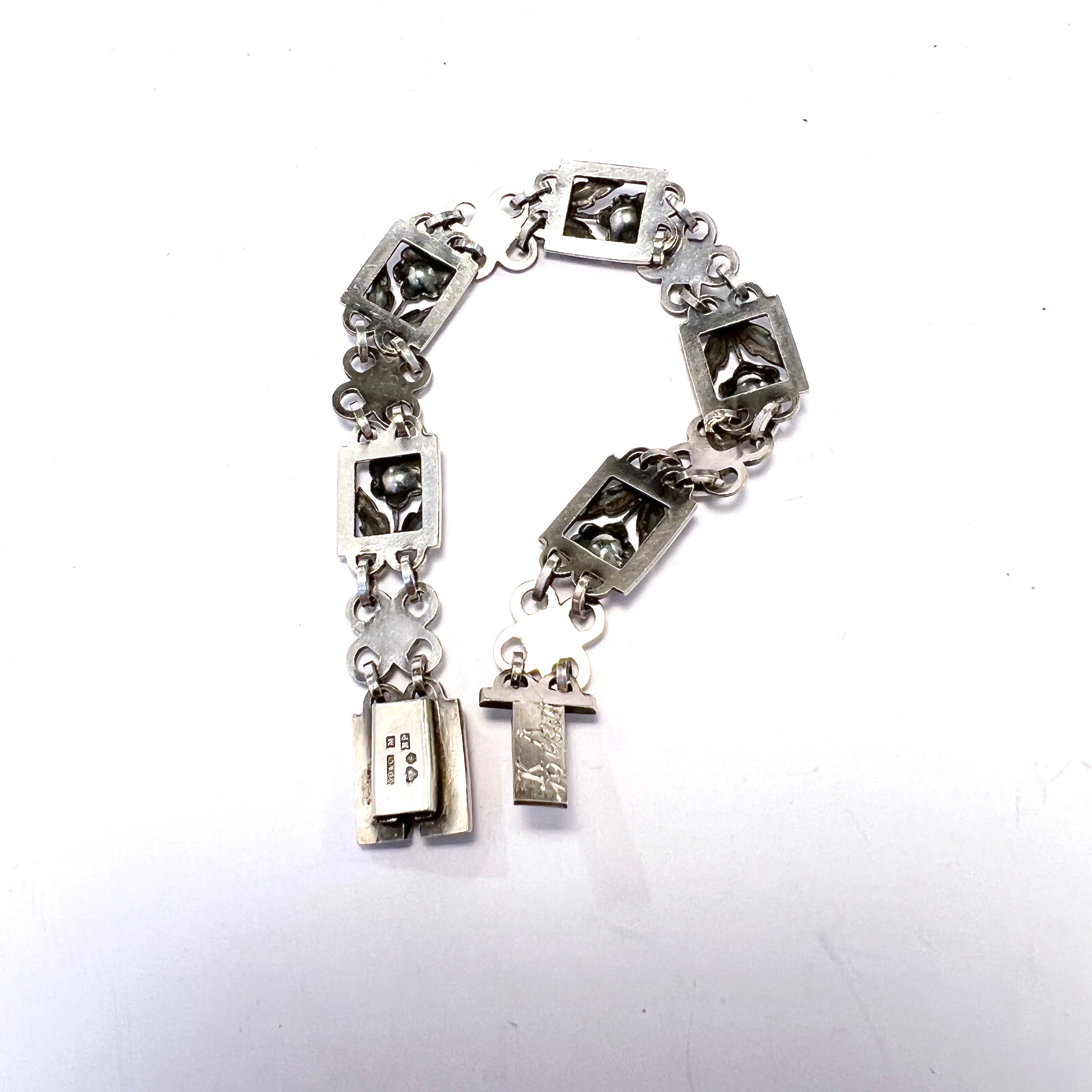G Dahlgren, Sweden 1959. Vintage Sterling Silver Flower Bracelet.
